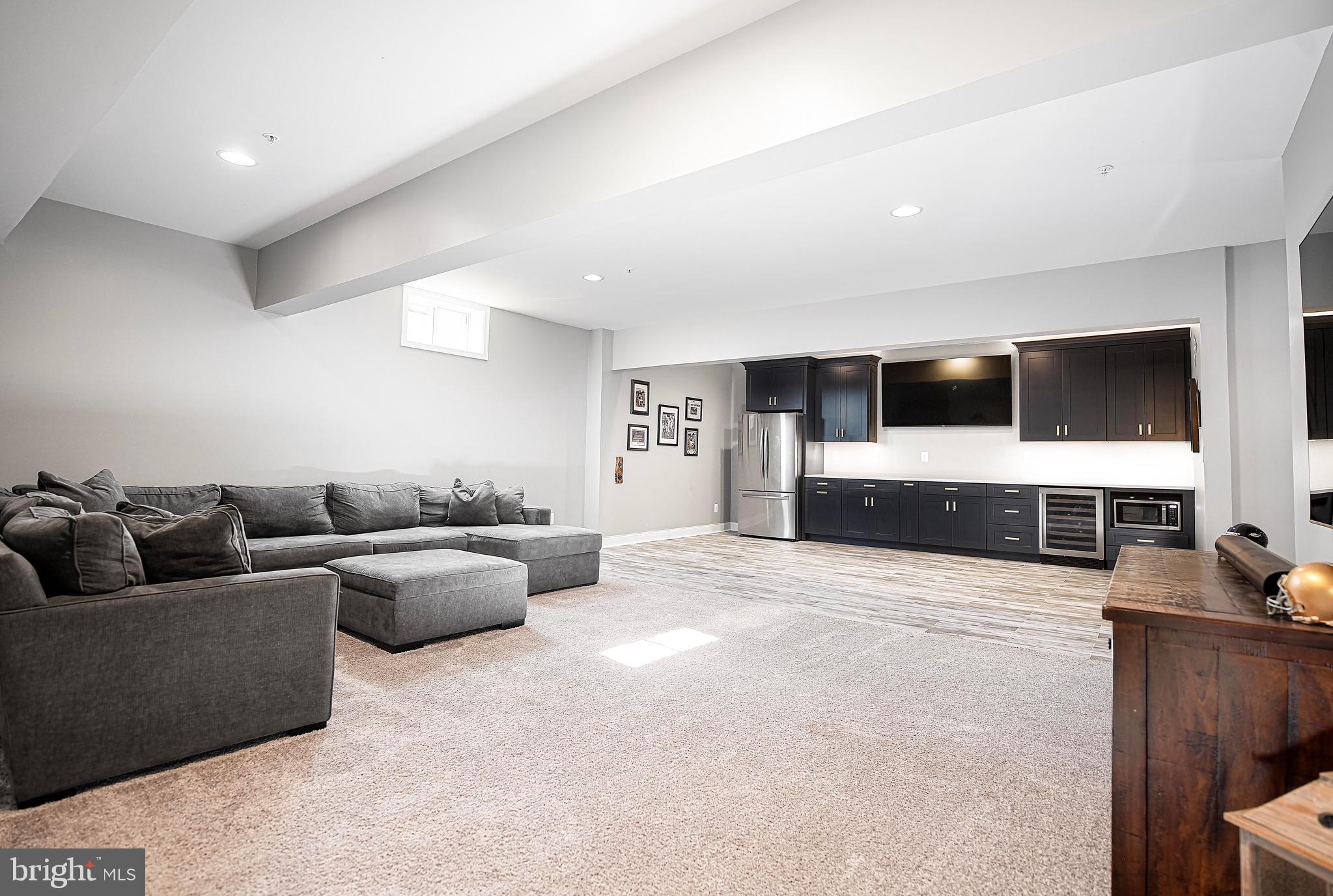 THE ESTATES AT CEDARDAY - Residential