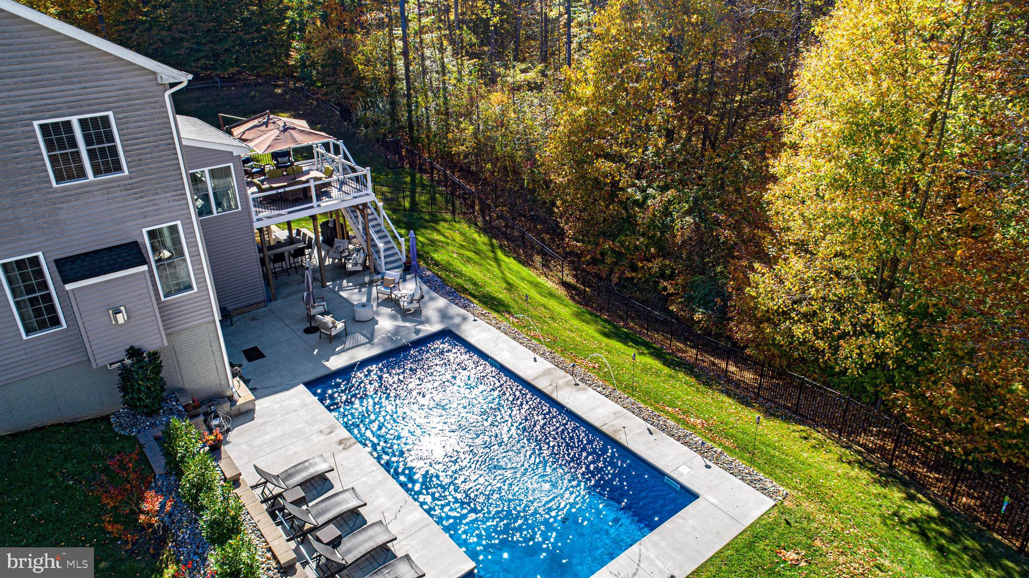 THE ESTATES AT CEDARDAY - Residential