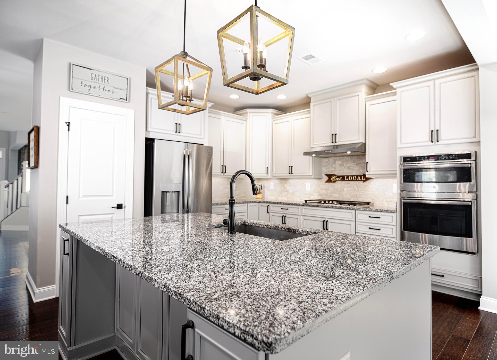 THE ESTATES AT CEDARDAY - Residential