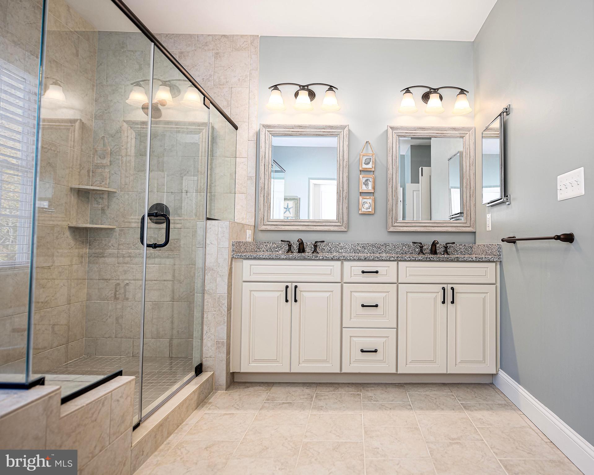 THE ESTATES AT CEDARDAY - Residential