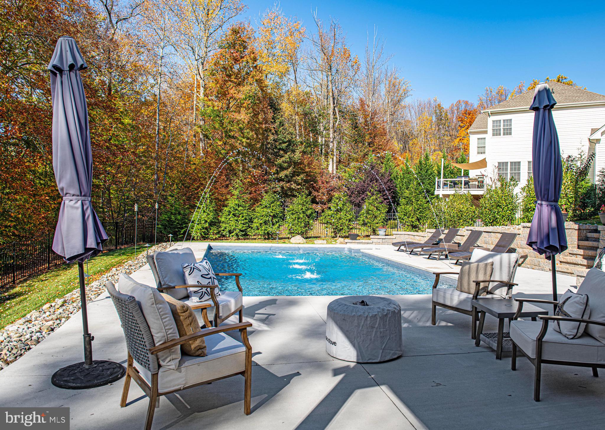 THE ESTATES AT CEDARDAY - Residential