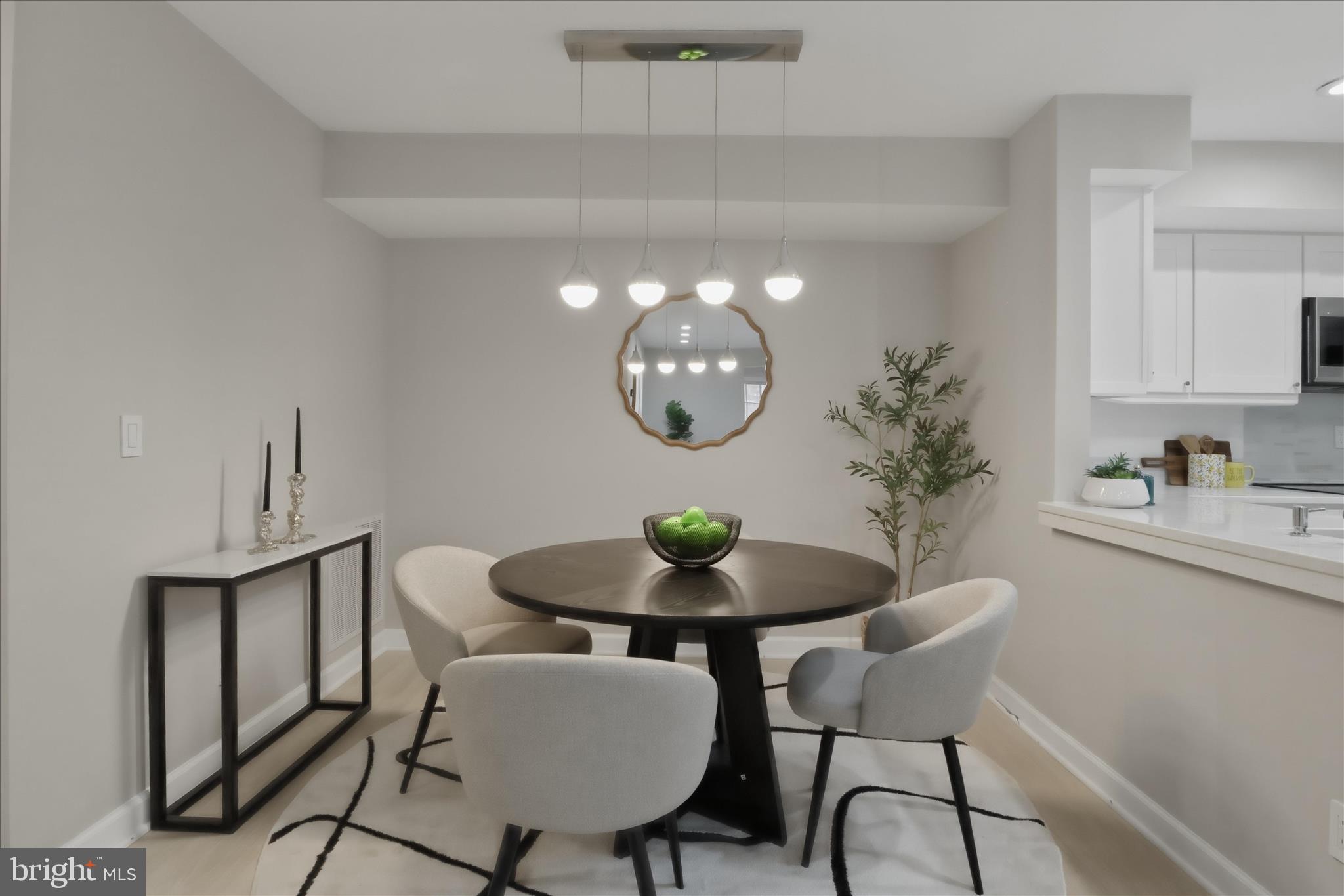 OXFORD HOUSE - Residential