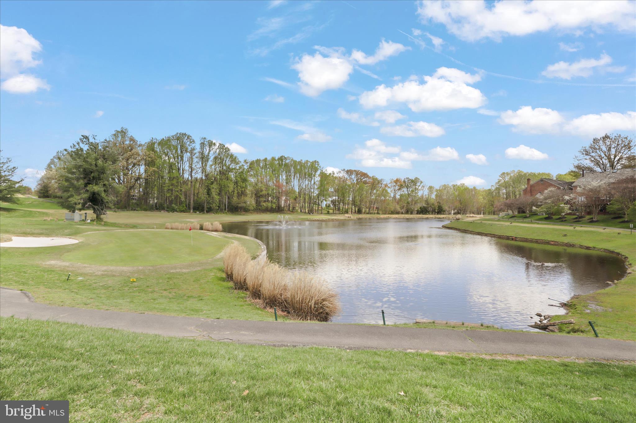 OXFORD HOUSE - Residential