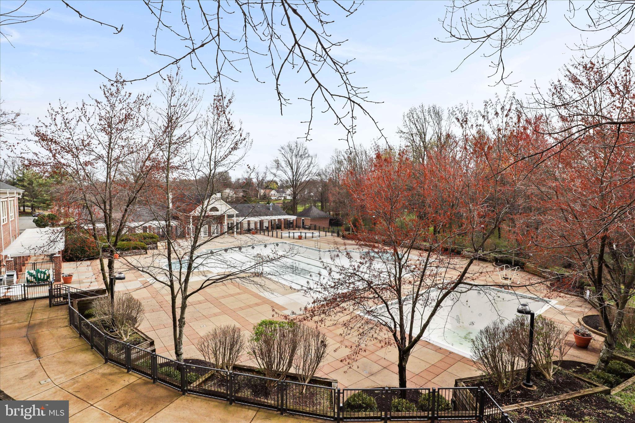 OXFORD HOUSE - Residential