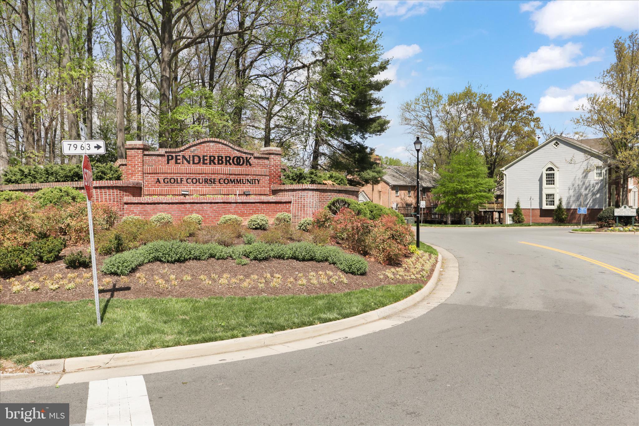 OXFORD HOUSE - Residential