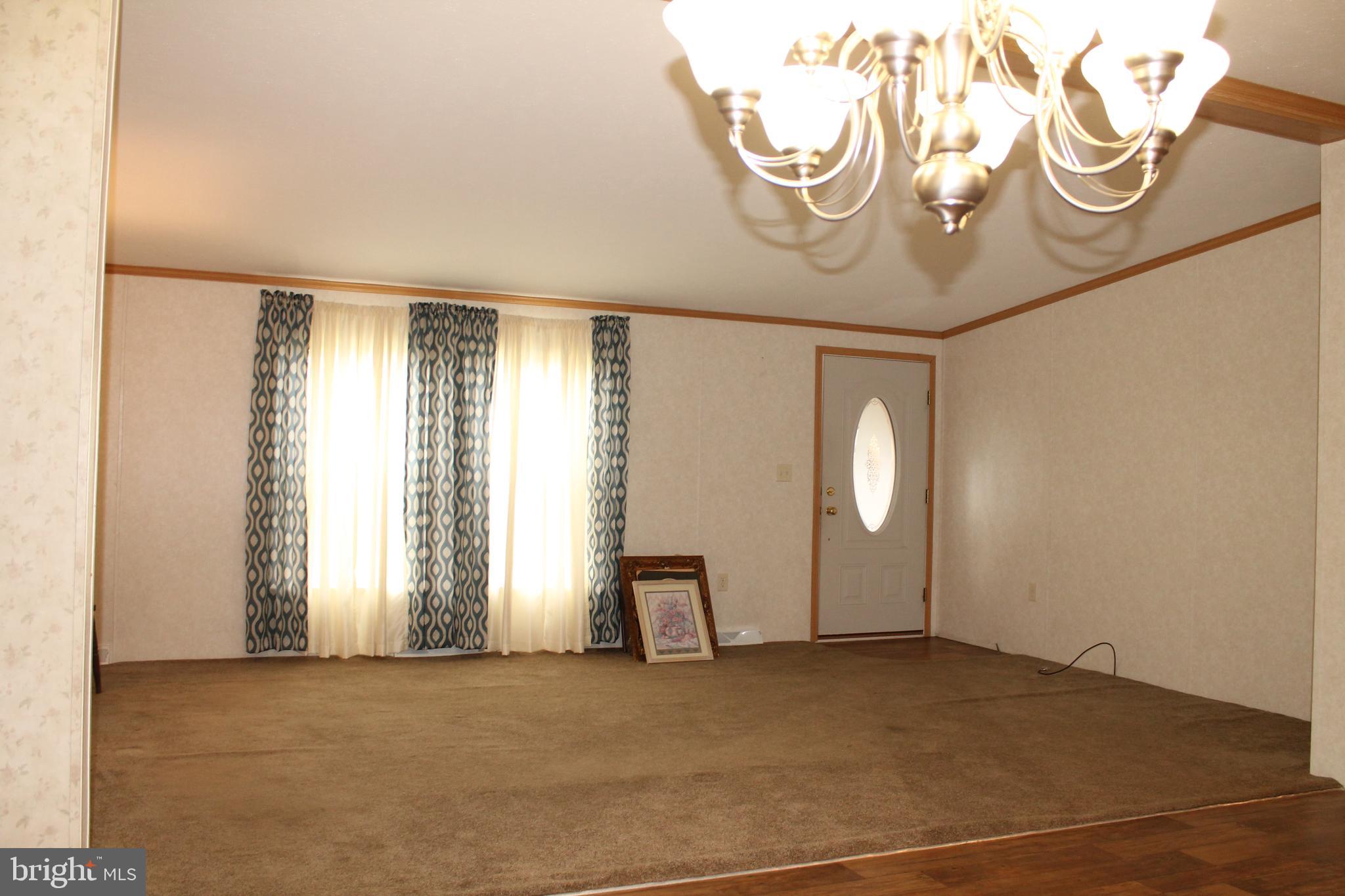 ROLLING HILLS MHP - Residential