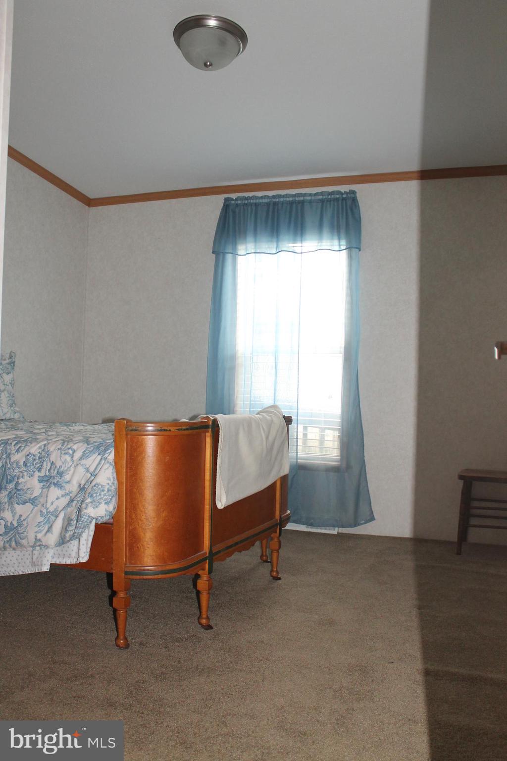 ROLLING HILLS MHP - Residential