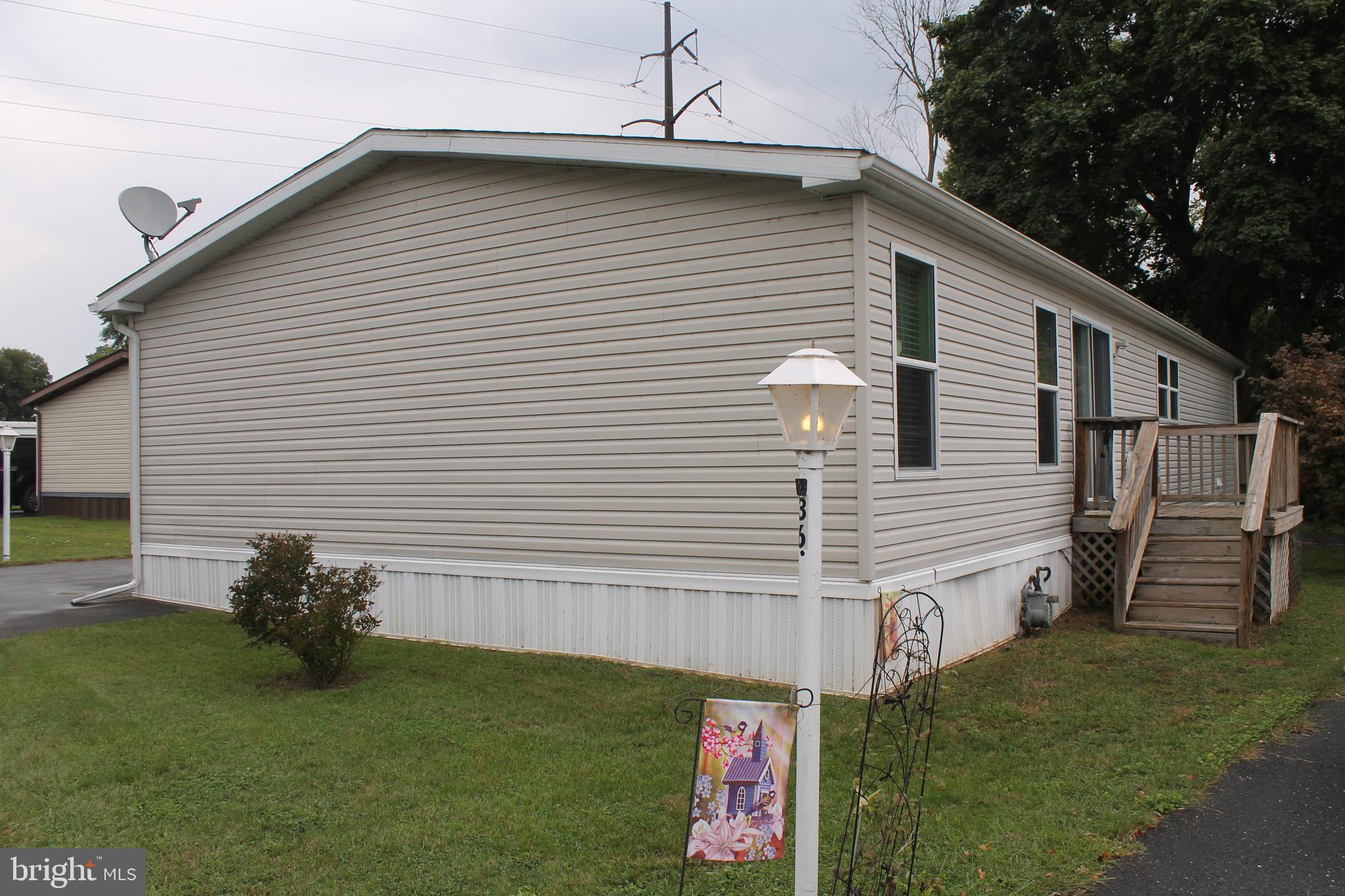 ROLLING HILLS MHP - Residential