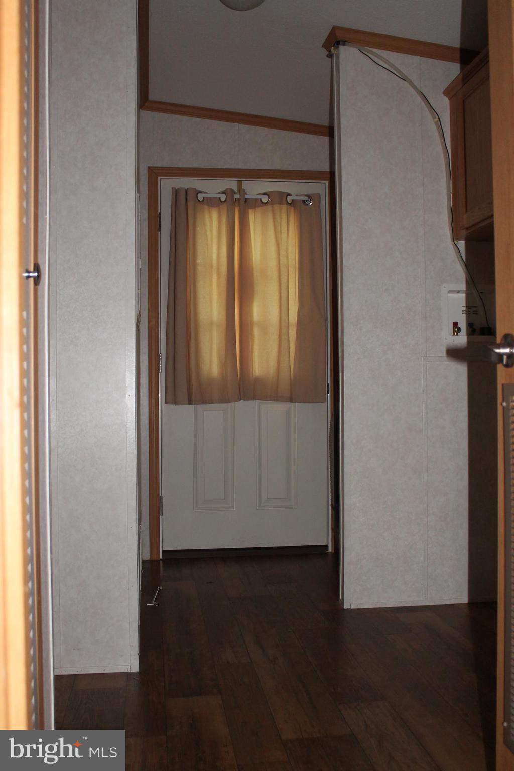 ROLLING HILLS MHP - Residential