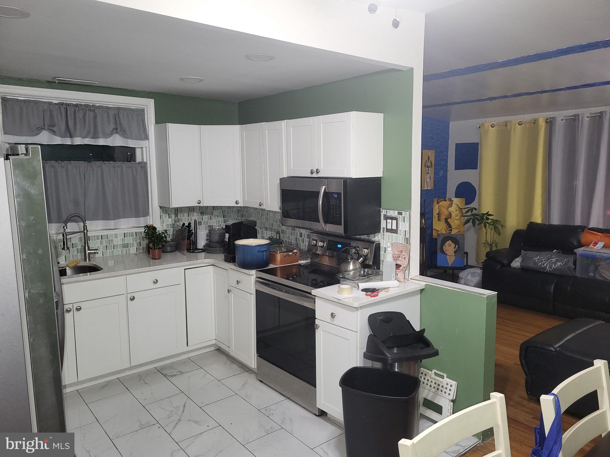 WEST OAK LANE - Residential