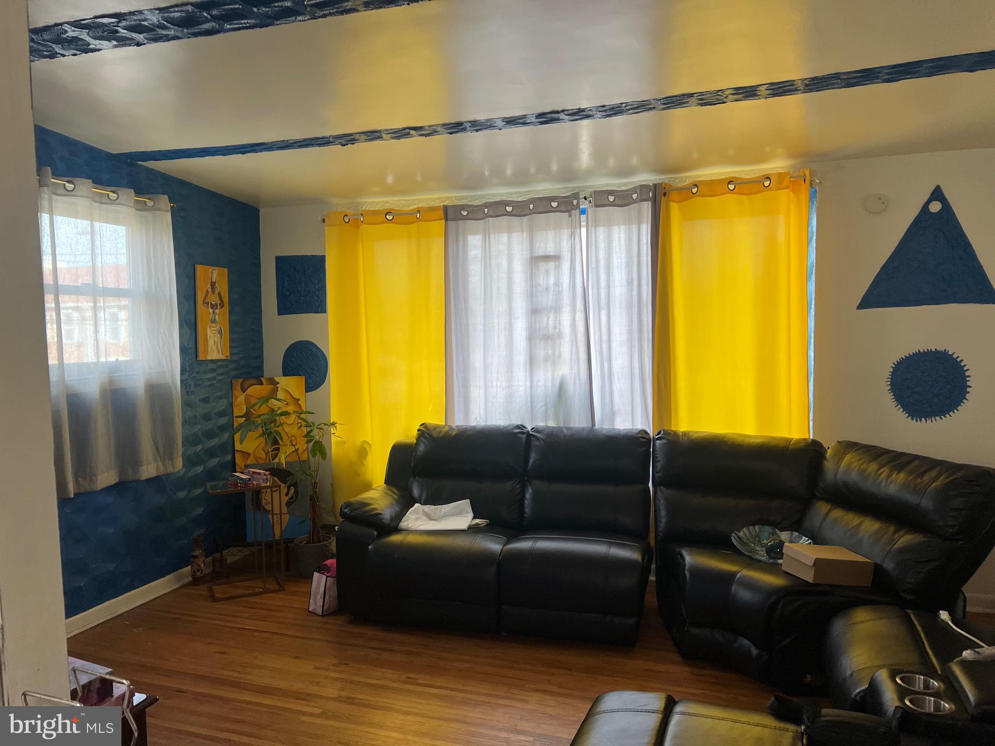 WEST OAK LANE - Residential