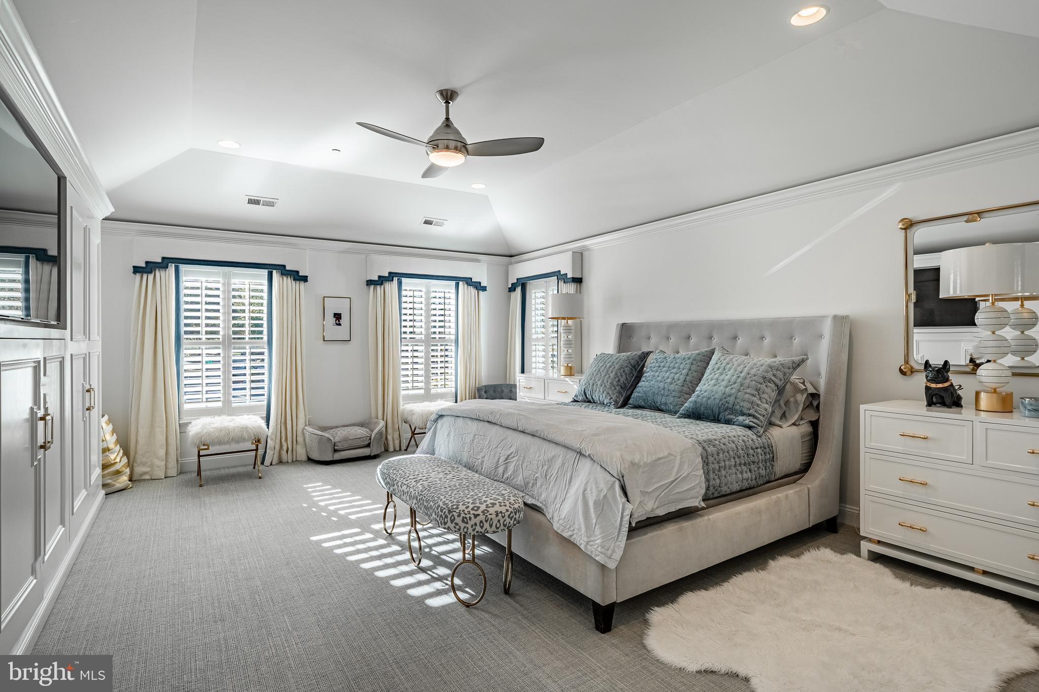 WHITEGATE - Residential