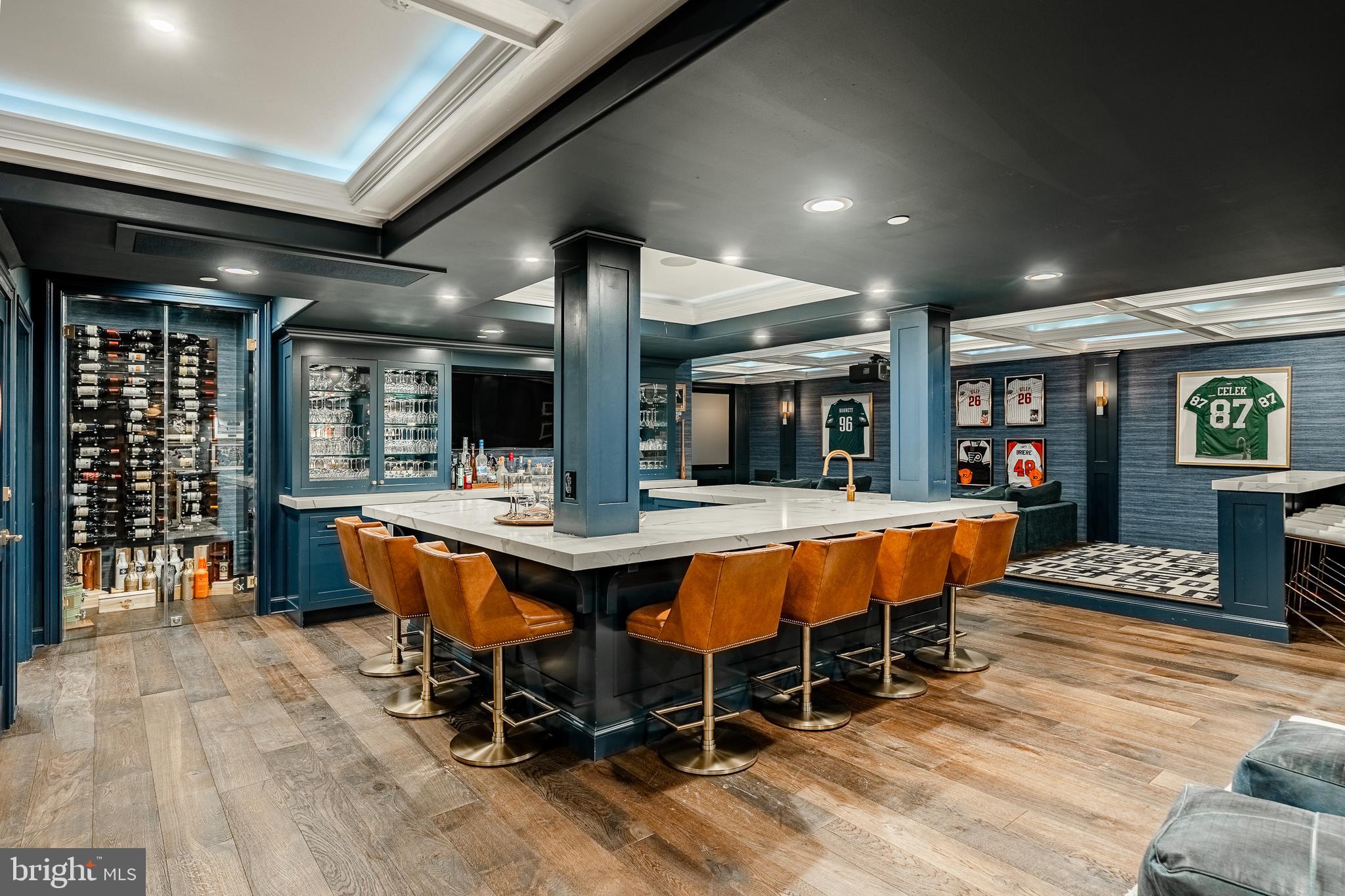 WHITEGATE - Residential