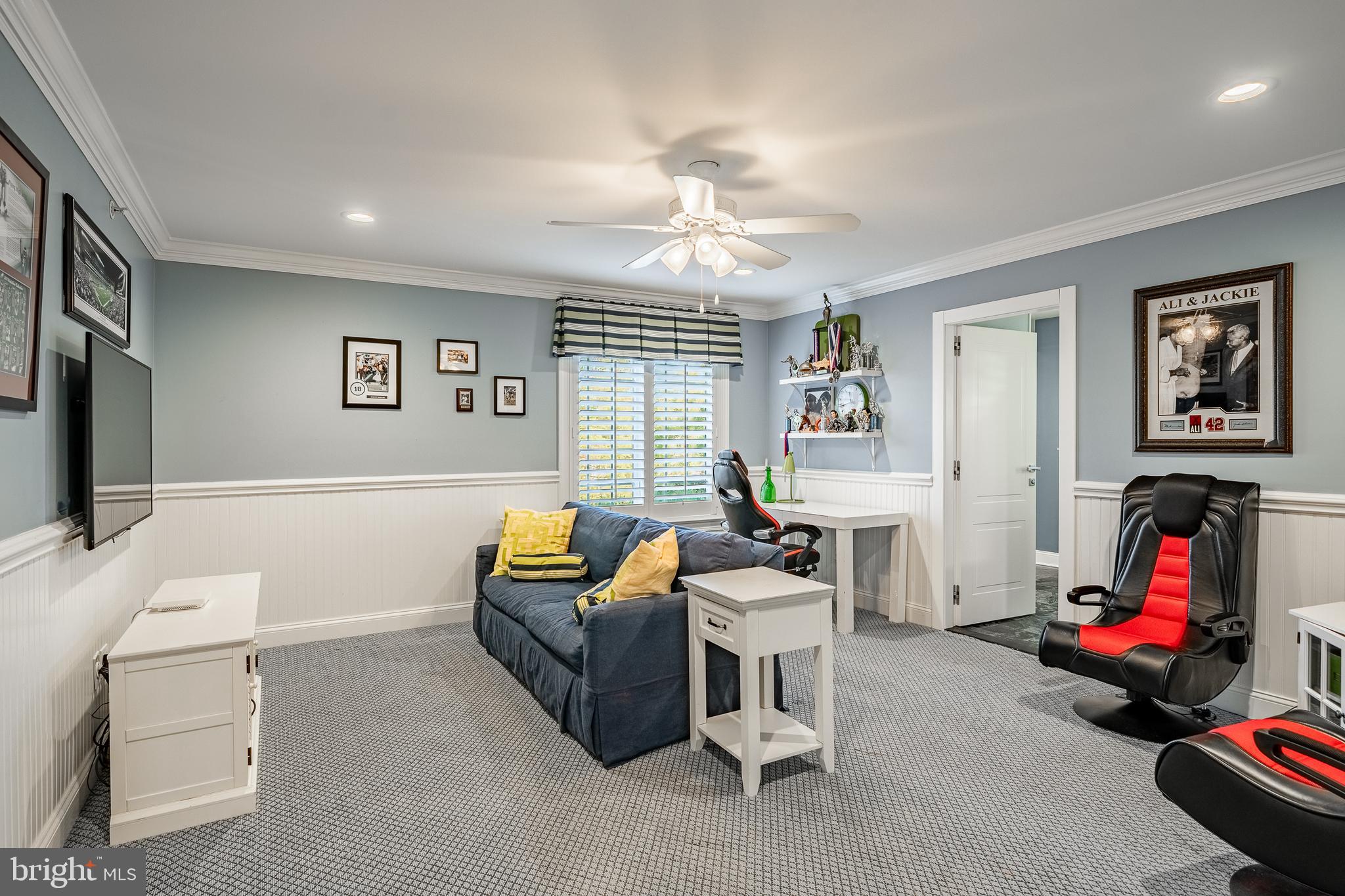 WHITEGATE - Residential