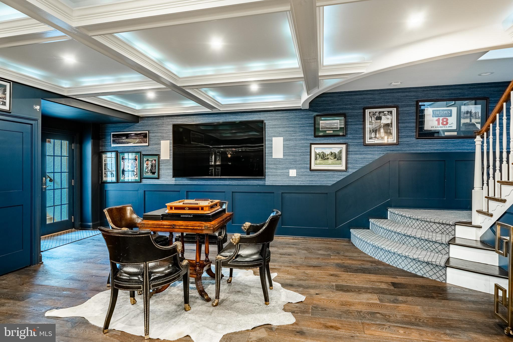 WHITEGATE - Residential