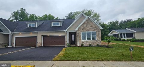 Photo of 202 Bellaride Lane #2, Millersville, PA 17551 (MLS # PALA2047894)