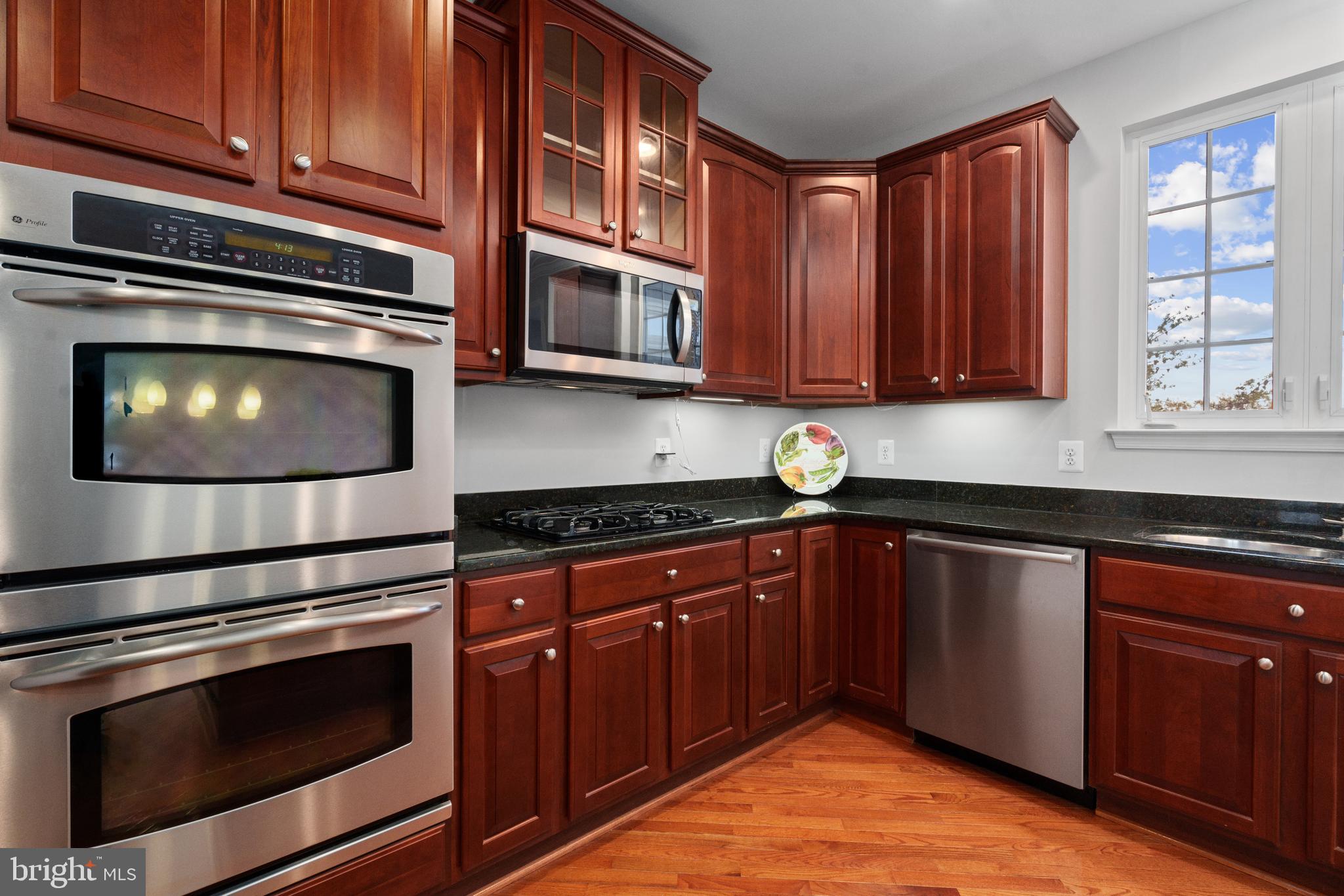 LORTON VALLEY NORTH - Residential