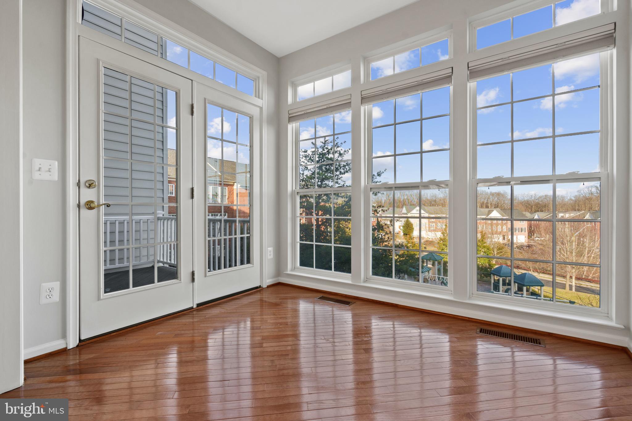 LORTON VALLEY NORTH - Residential