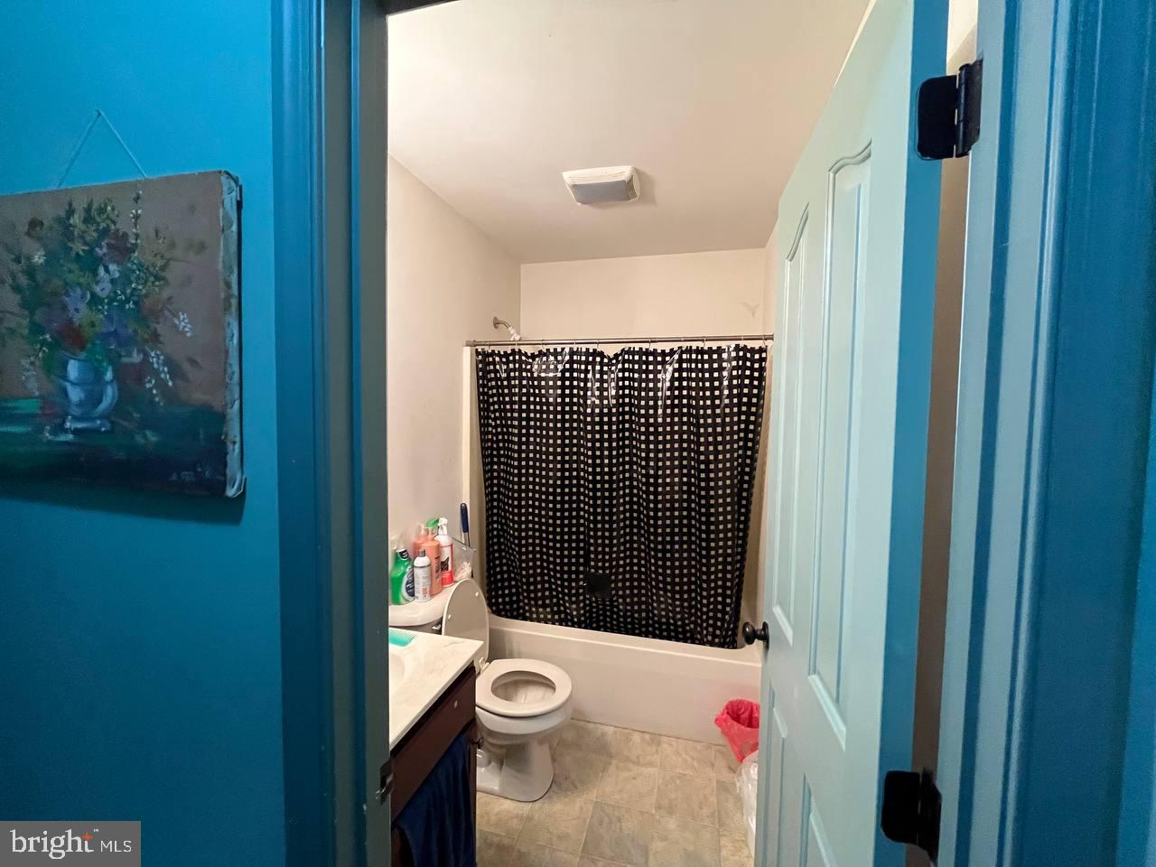 BRISTOL SPRINGS - Residential