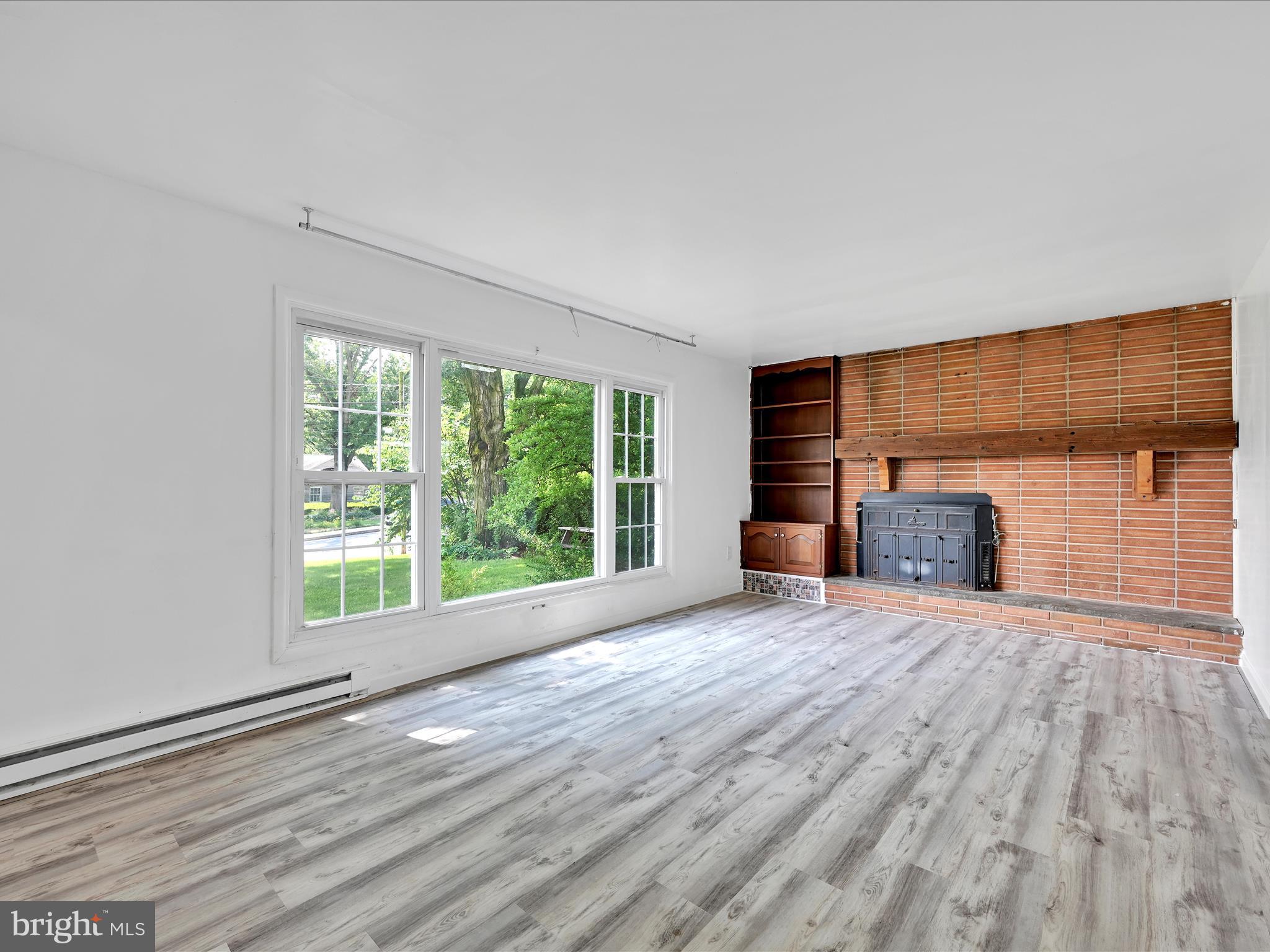 316 S 9TH STREET