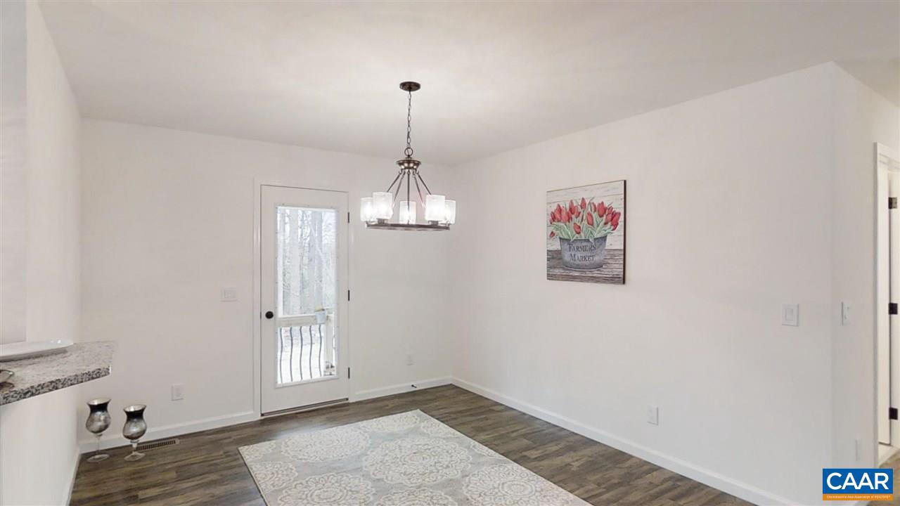 LAKE MONTICELLO - Residential