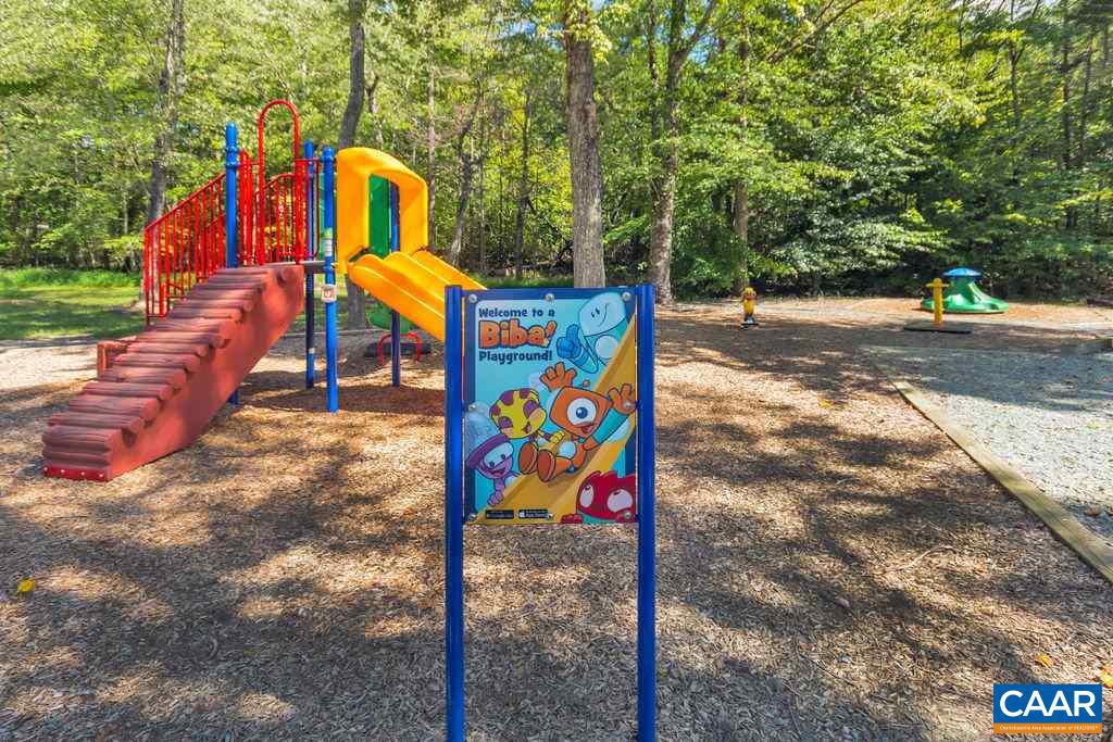 LAKE MONTICELLO - Residential