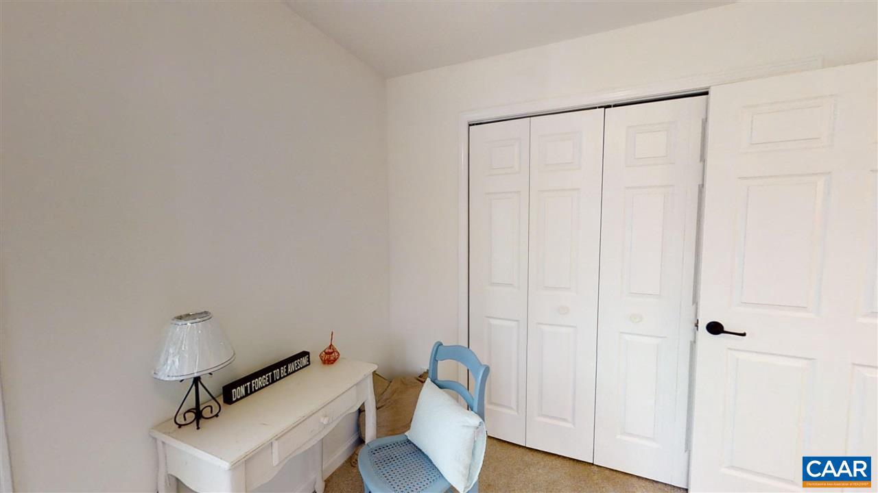 LAKE MONTICELLO - Residential