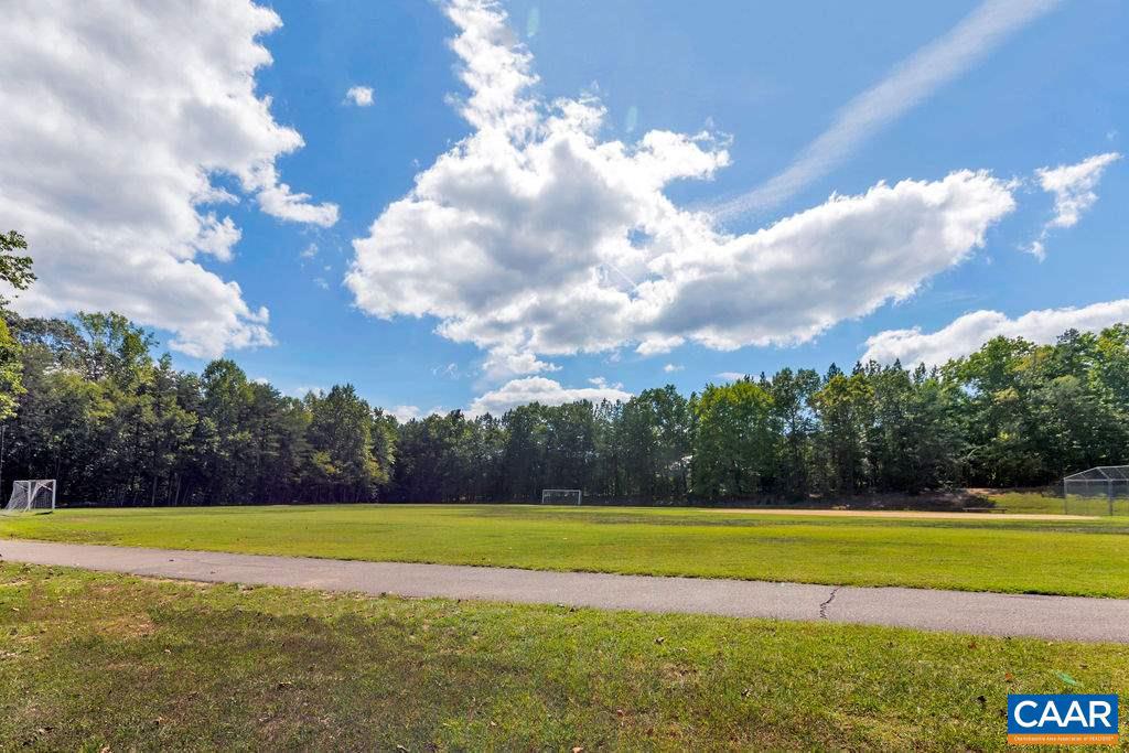 LAKE MONTICELLO - Residential