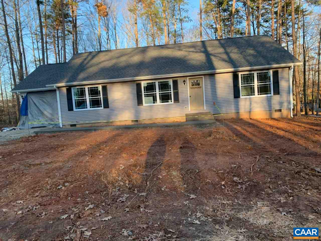 LAKE MONTICELLO - Residential