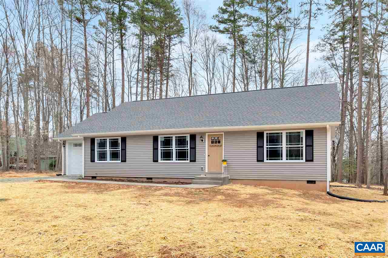 LAKE MONTICELLO - Residential