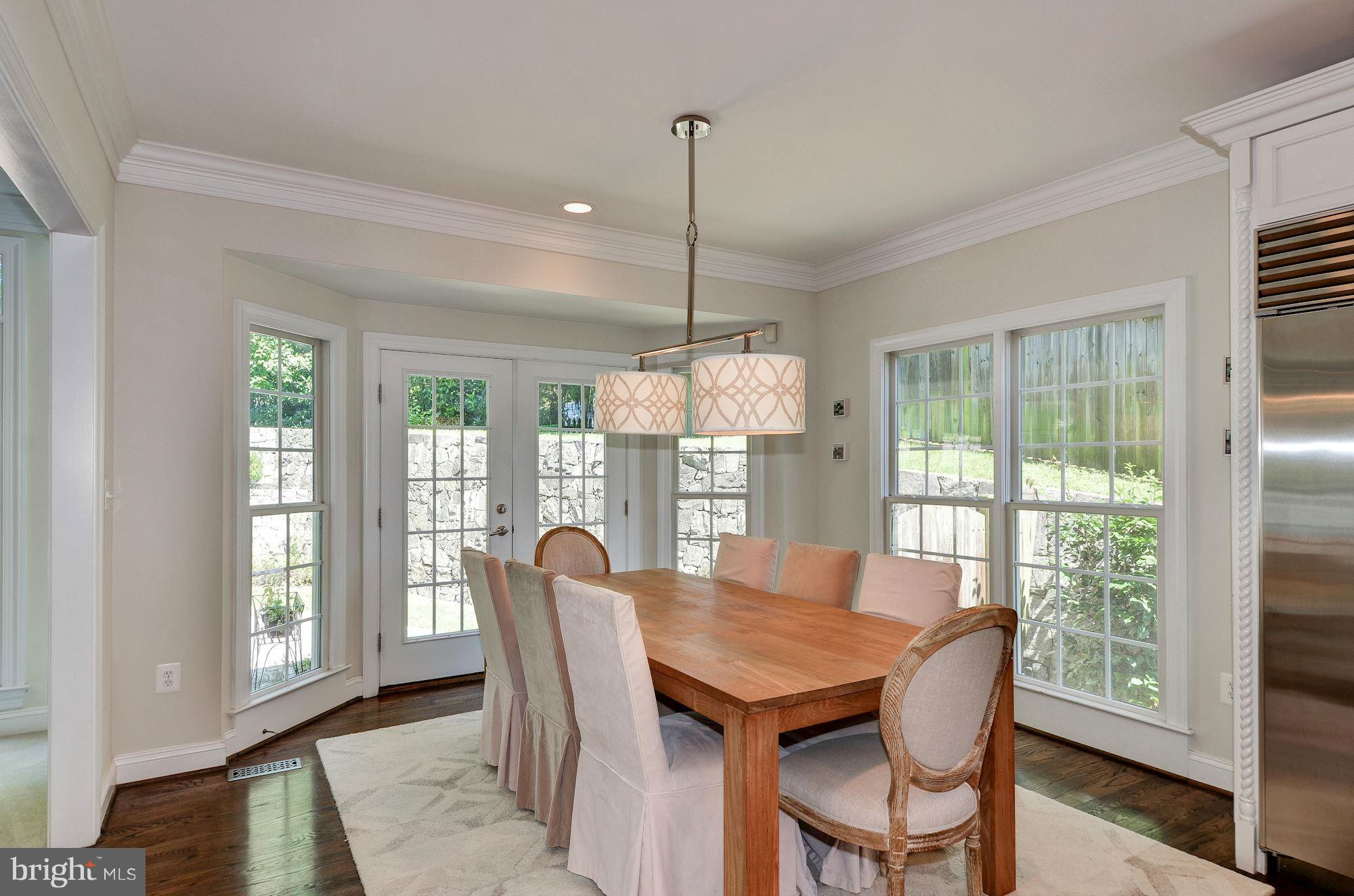 BROYHILL HILLS - Residential