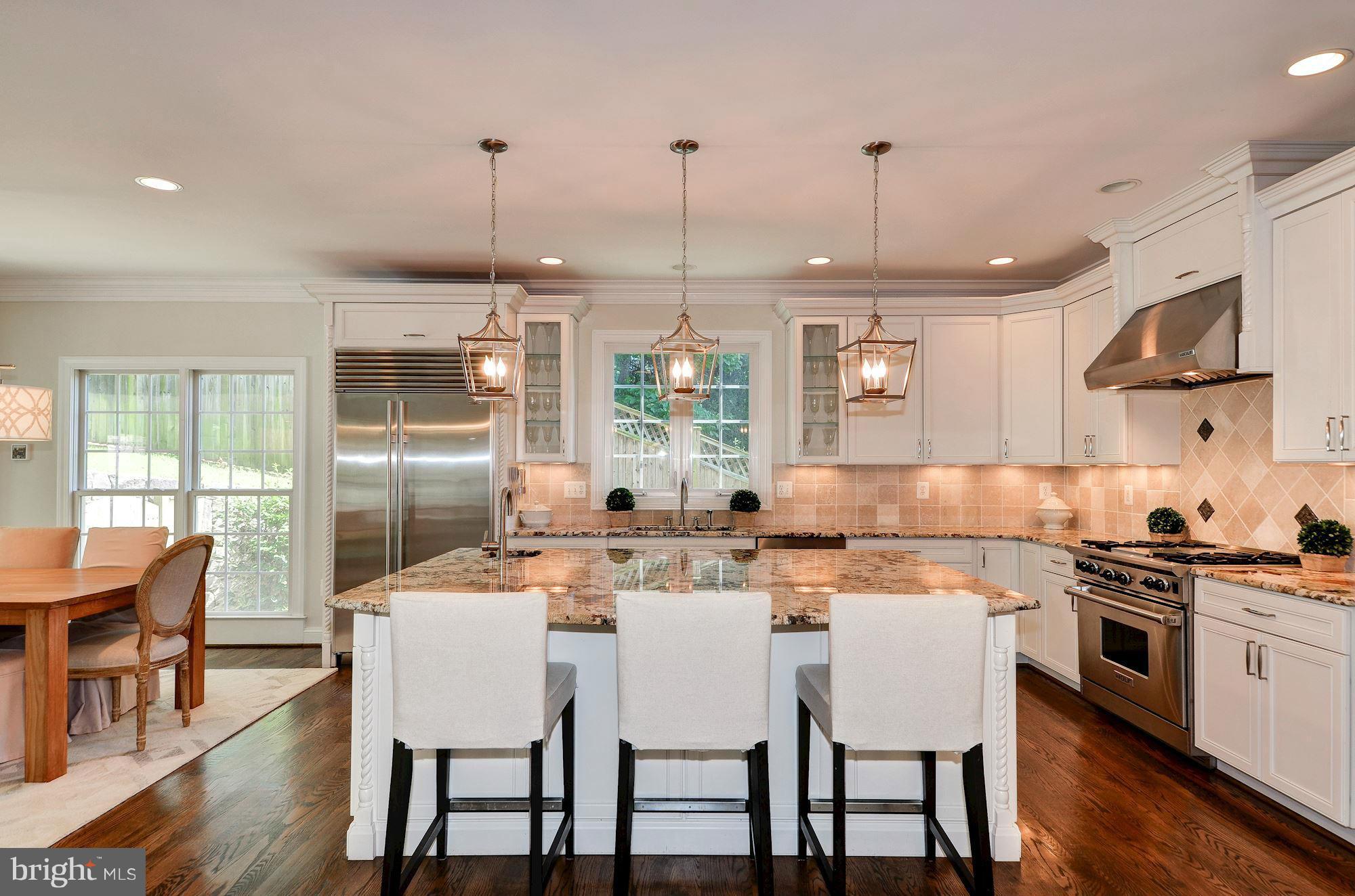 BROYHILL HILLS - Residential