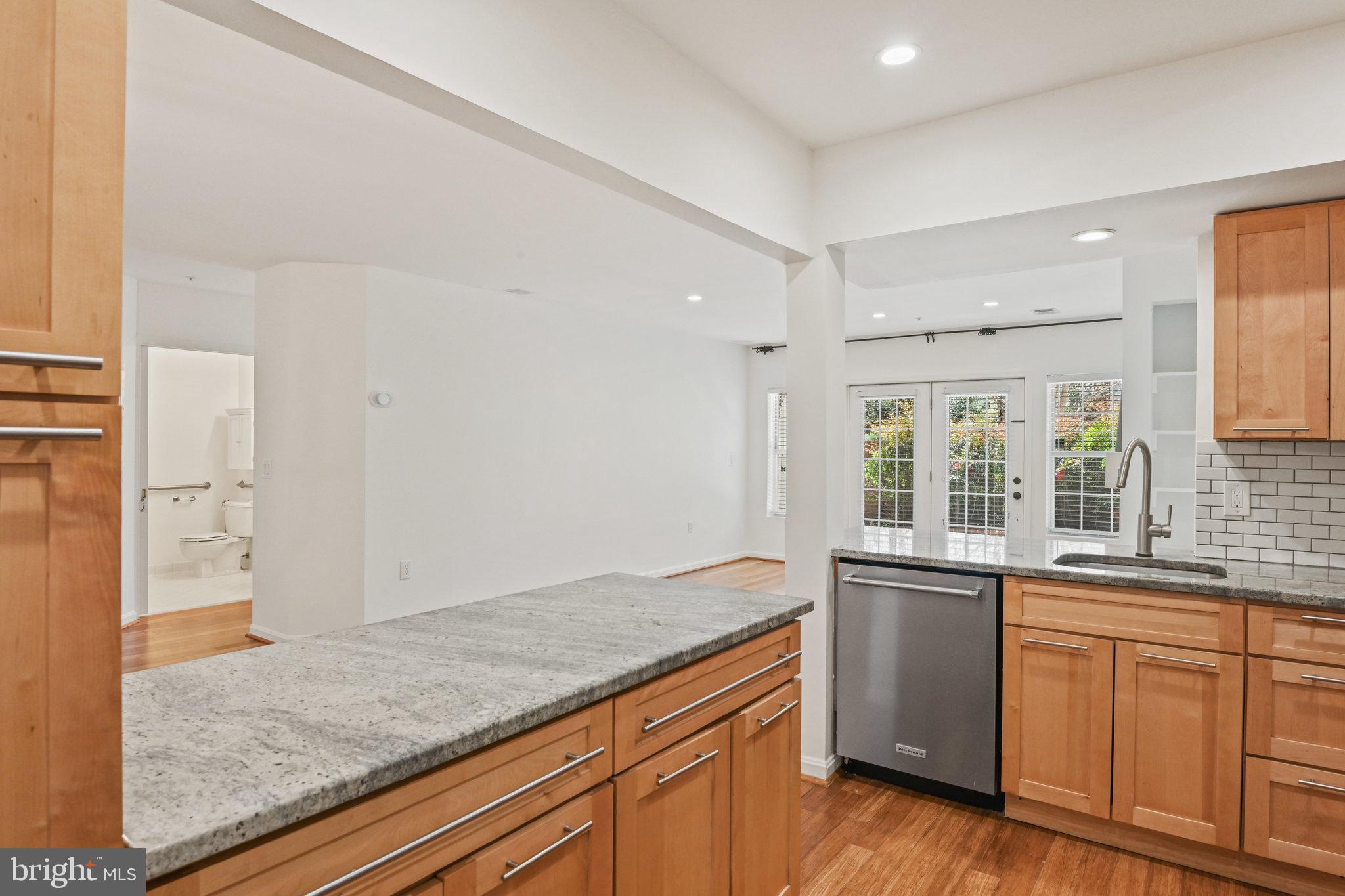 CEDAR LAKES - Residential Lease