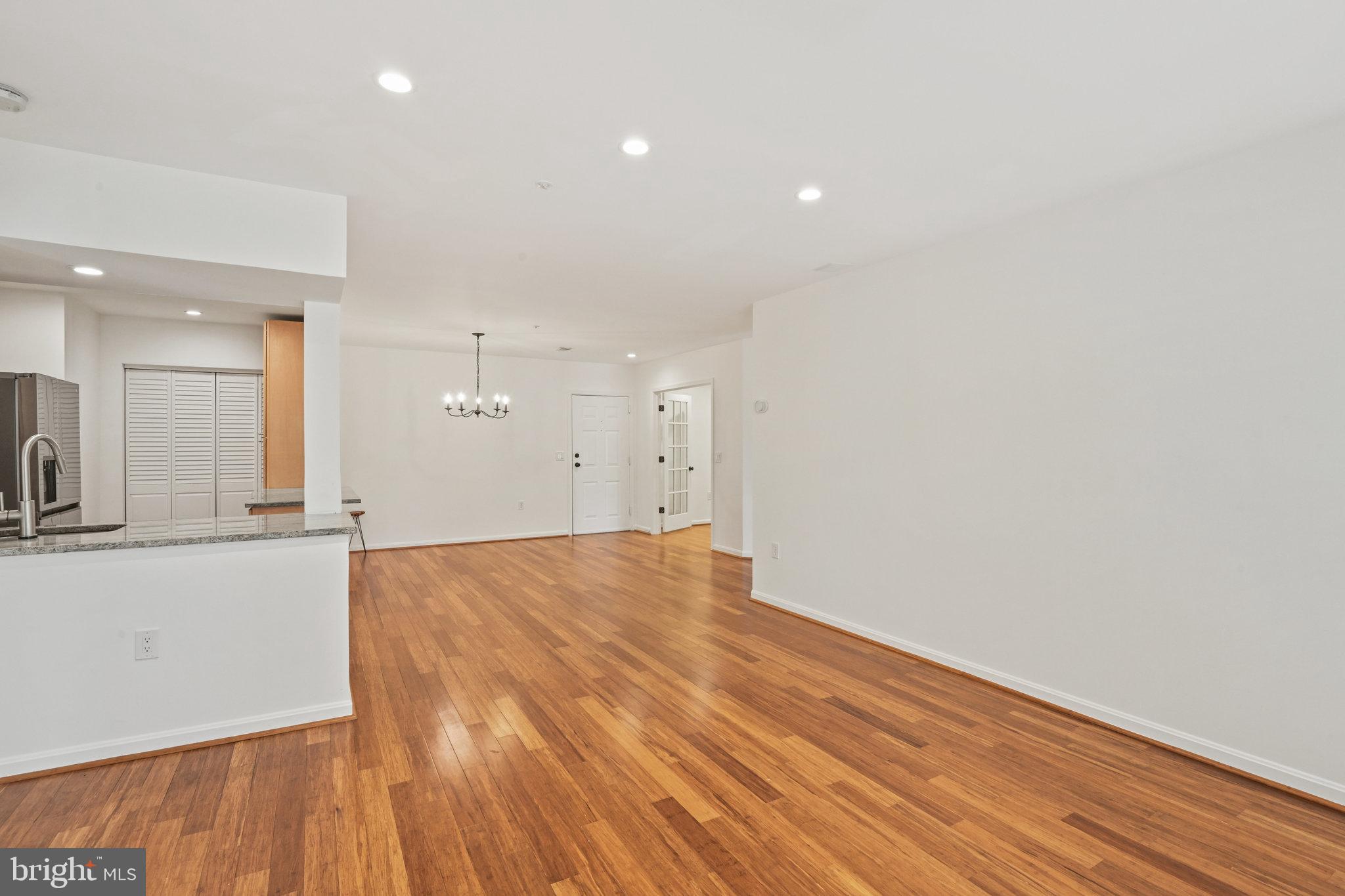 CEDAR LAKES - Residential Lease