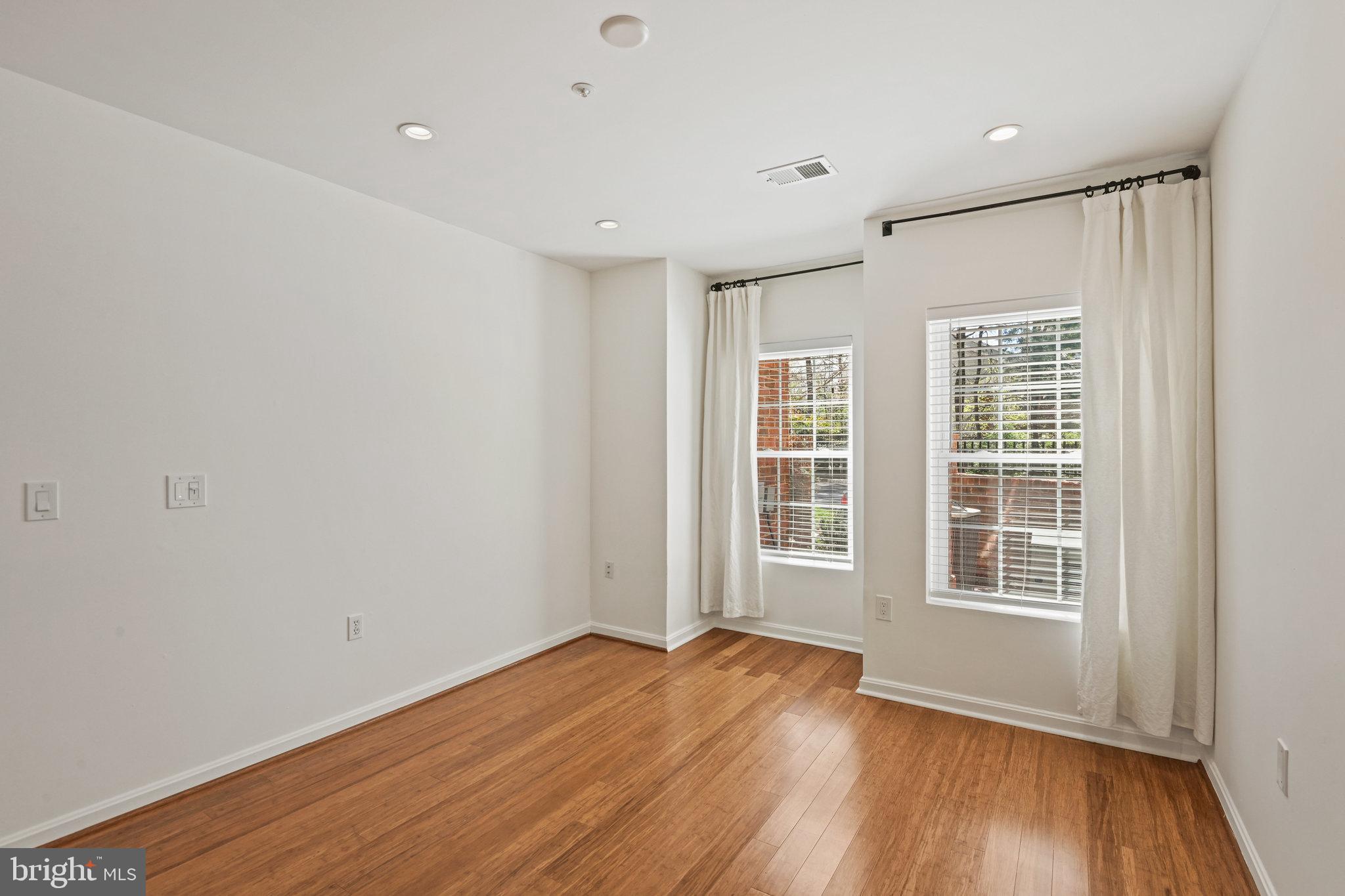 CEDAR LAKES - Residential Lease