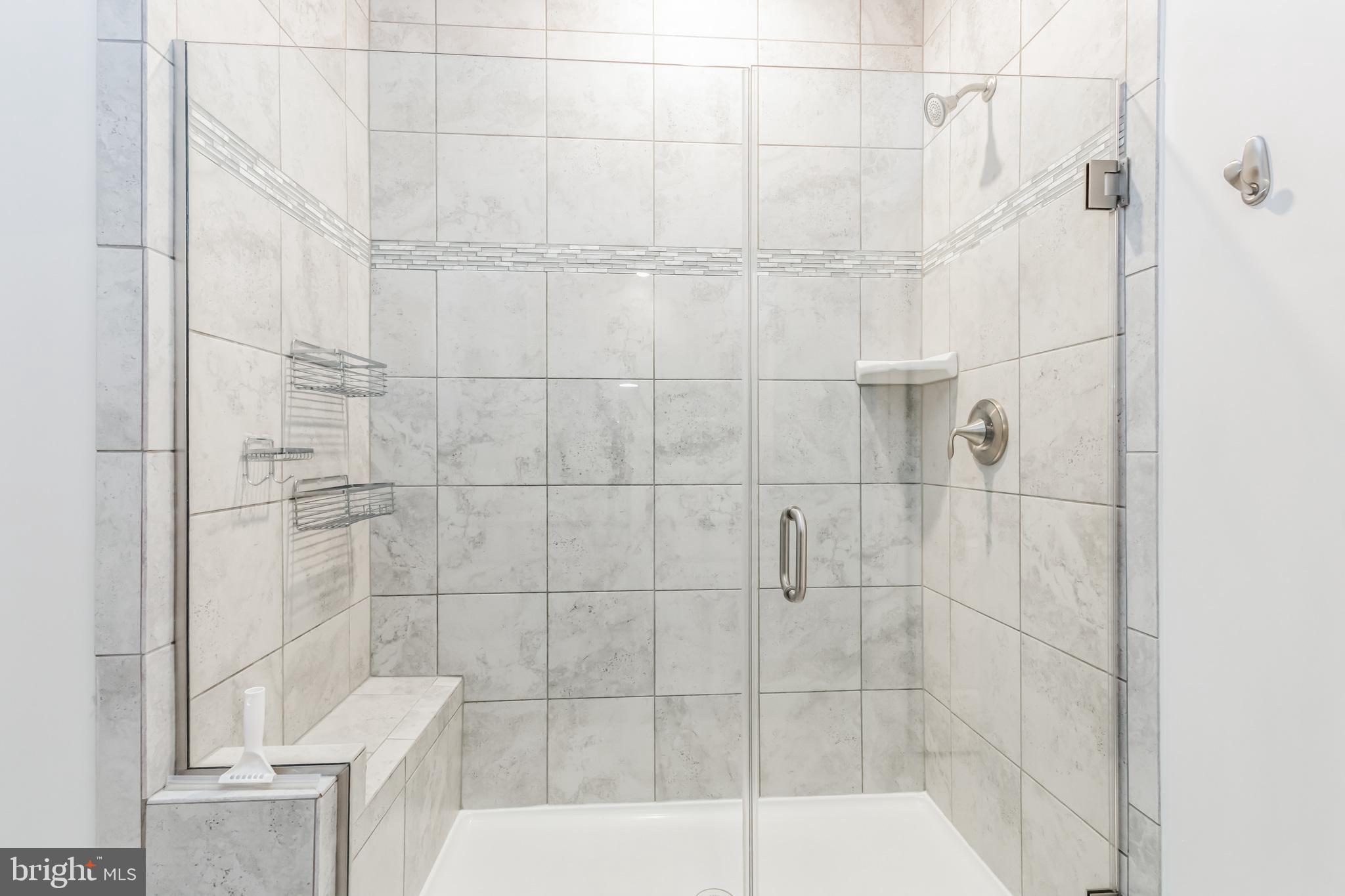 KINCORA - Residential Lease