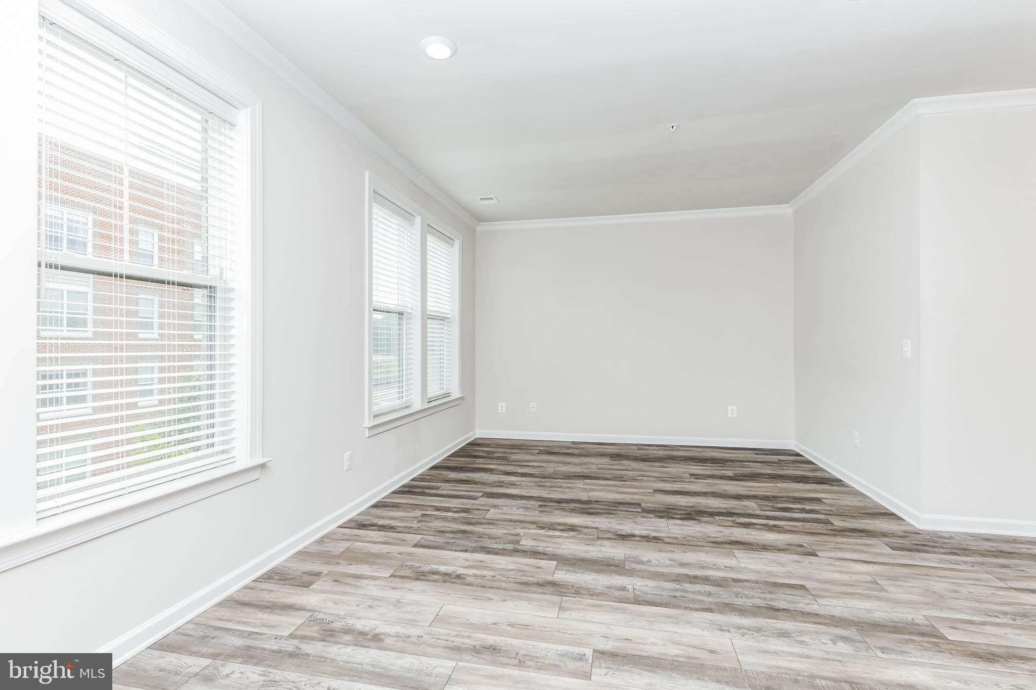 KINCORA - Residential Lease