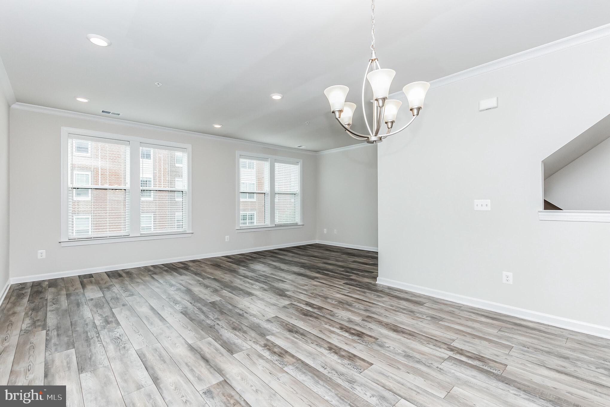 KINCORA - Residential Lease