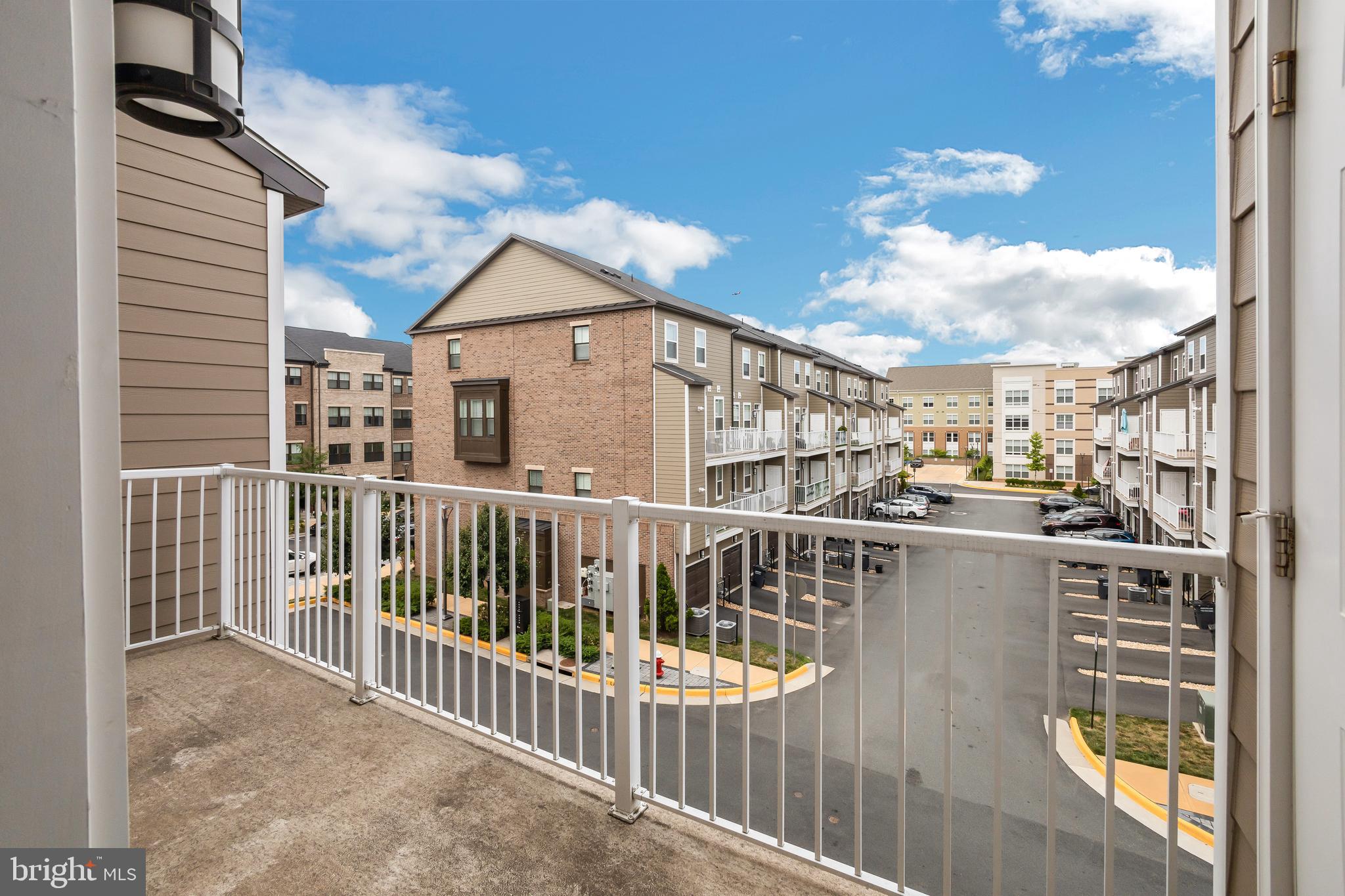 KINCORA - Residential Lease