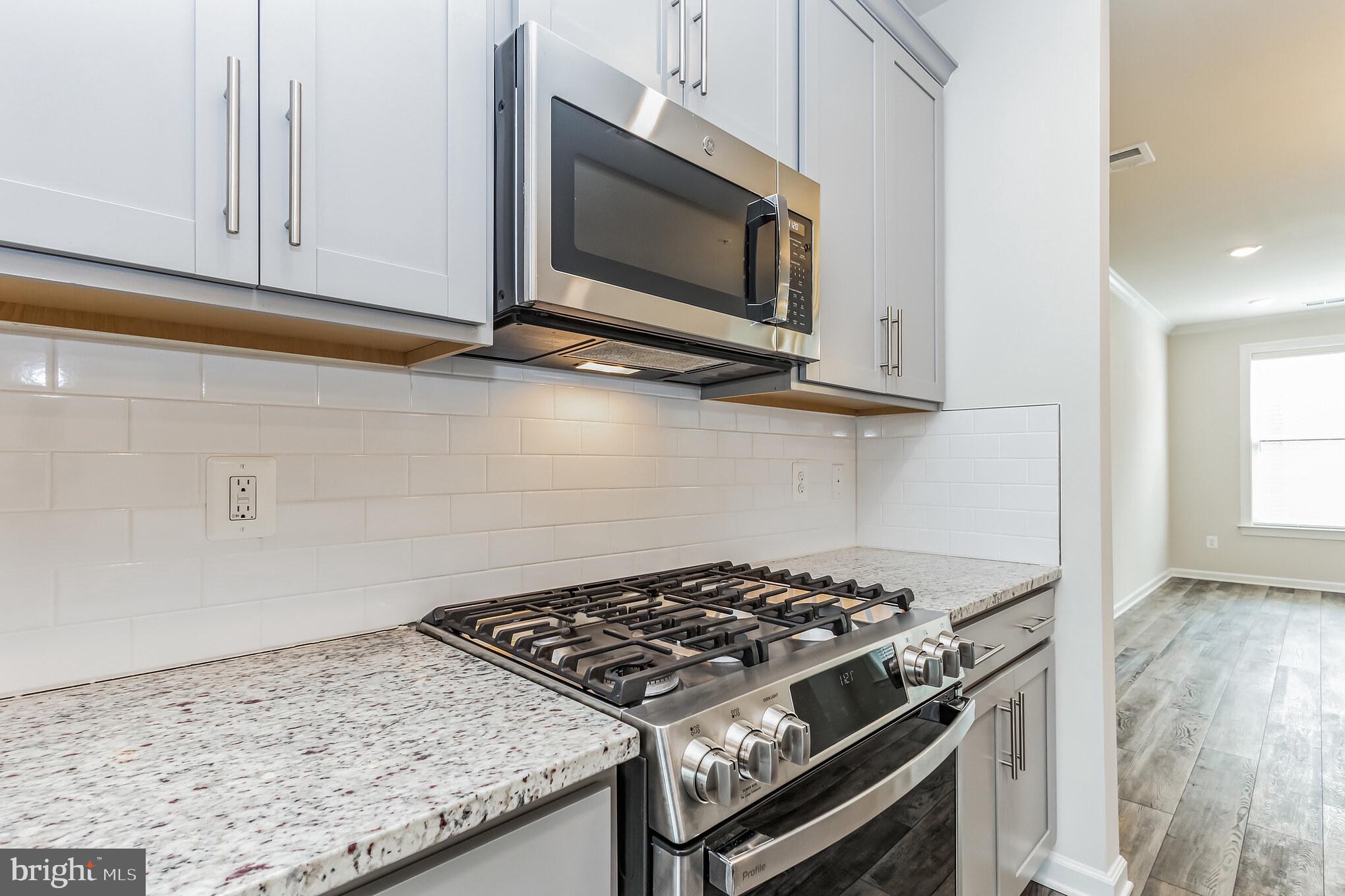 KINCORA - Residential Lease