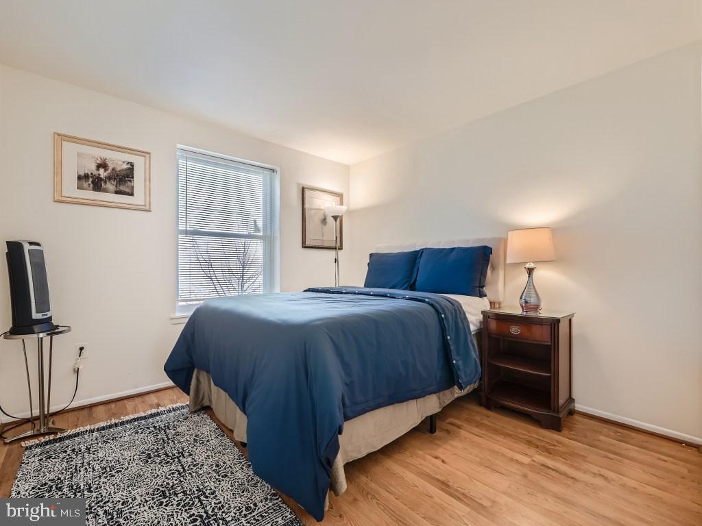 HUNTINGTON - Residential Lease