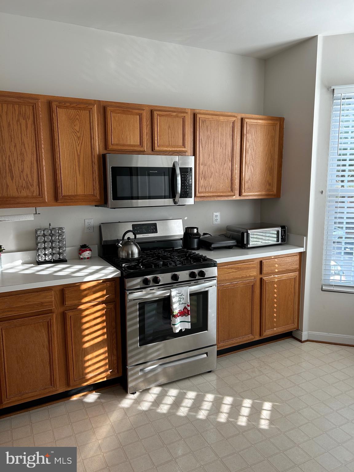 RIVERBEND AT CASCADES - Residential Lease