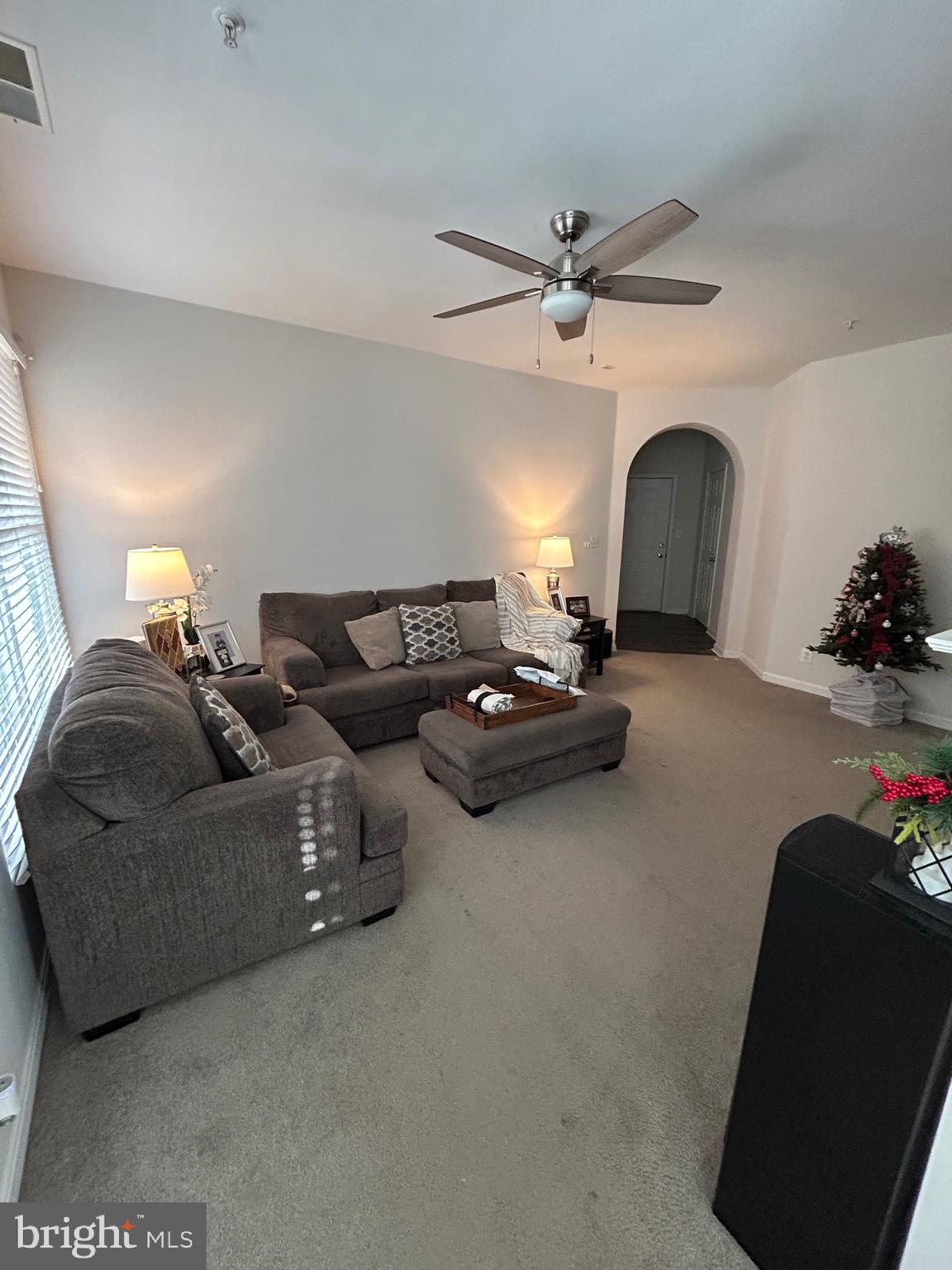 RIVERBEND AT CASCADES - Residential Lease