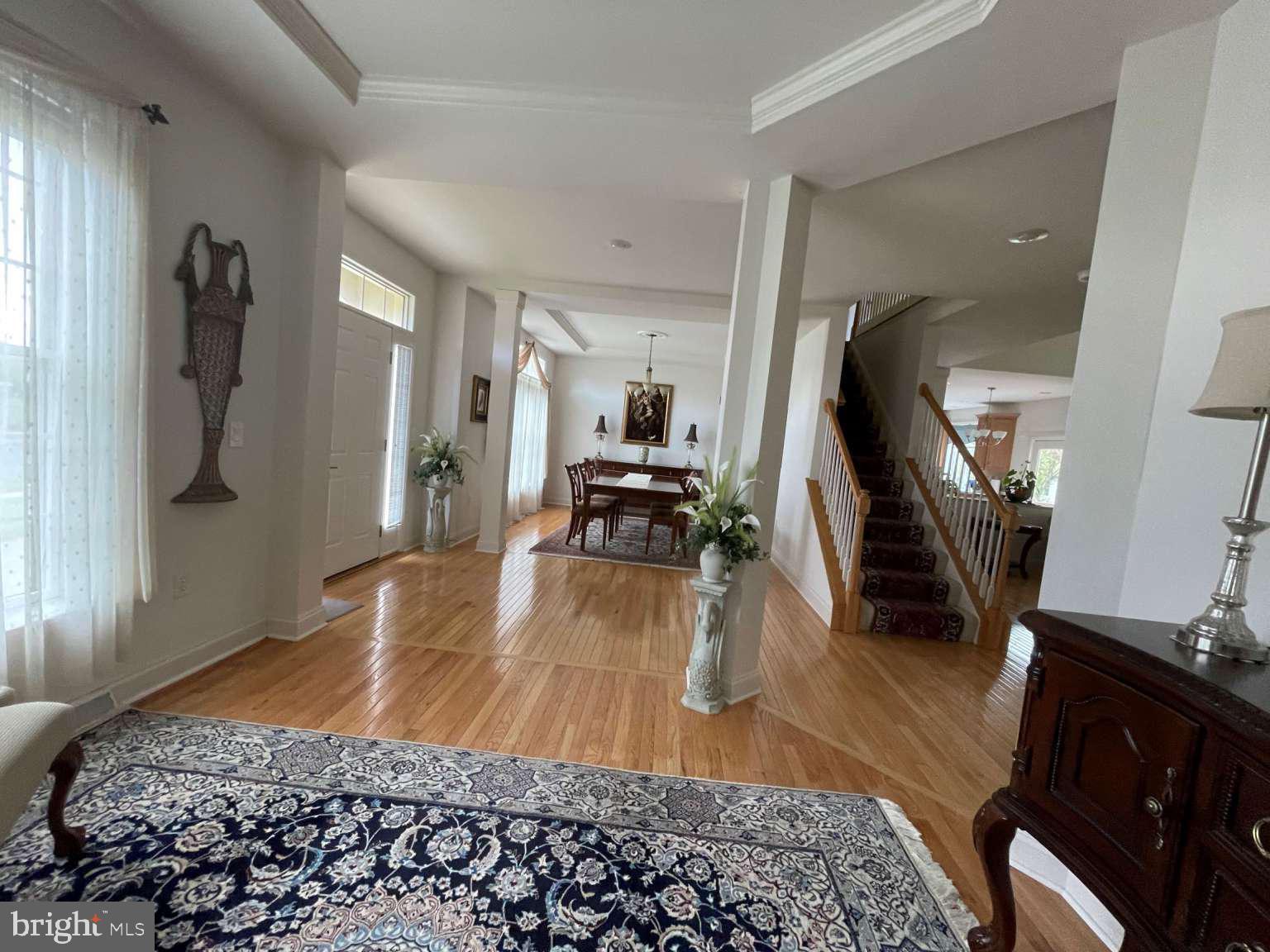 HIGHLANDS OF HAMPDEN SQ - Residential