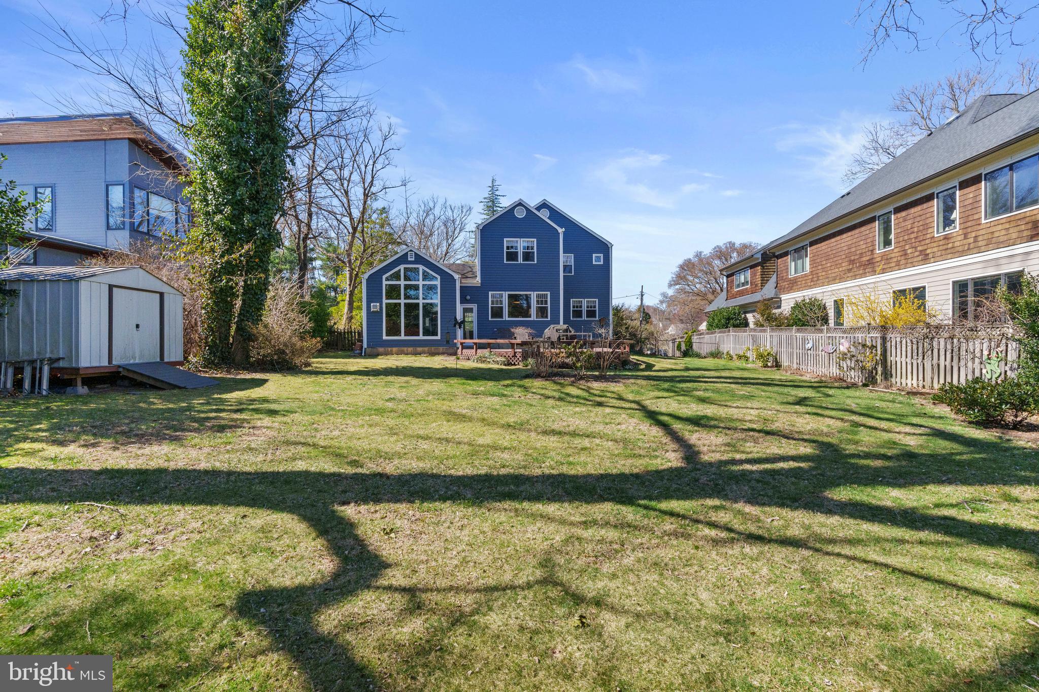 WEST MC LEAN - Residential