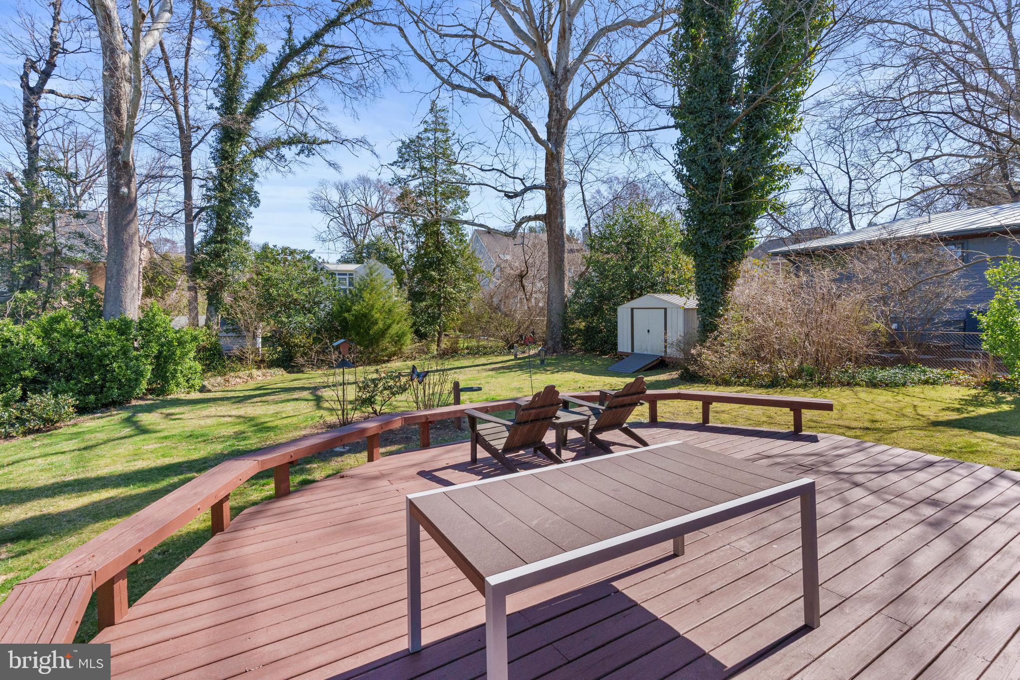 WEST MC LEAN - Residential