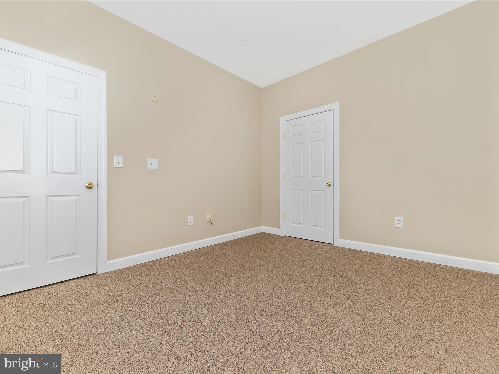 MAXWELL PLACE - Residential