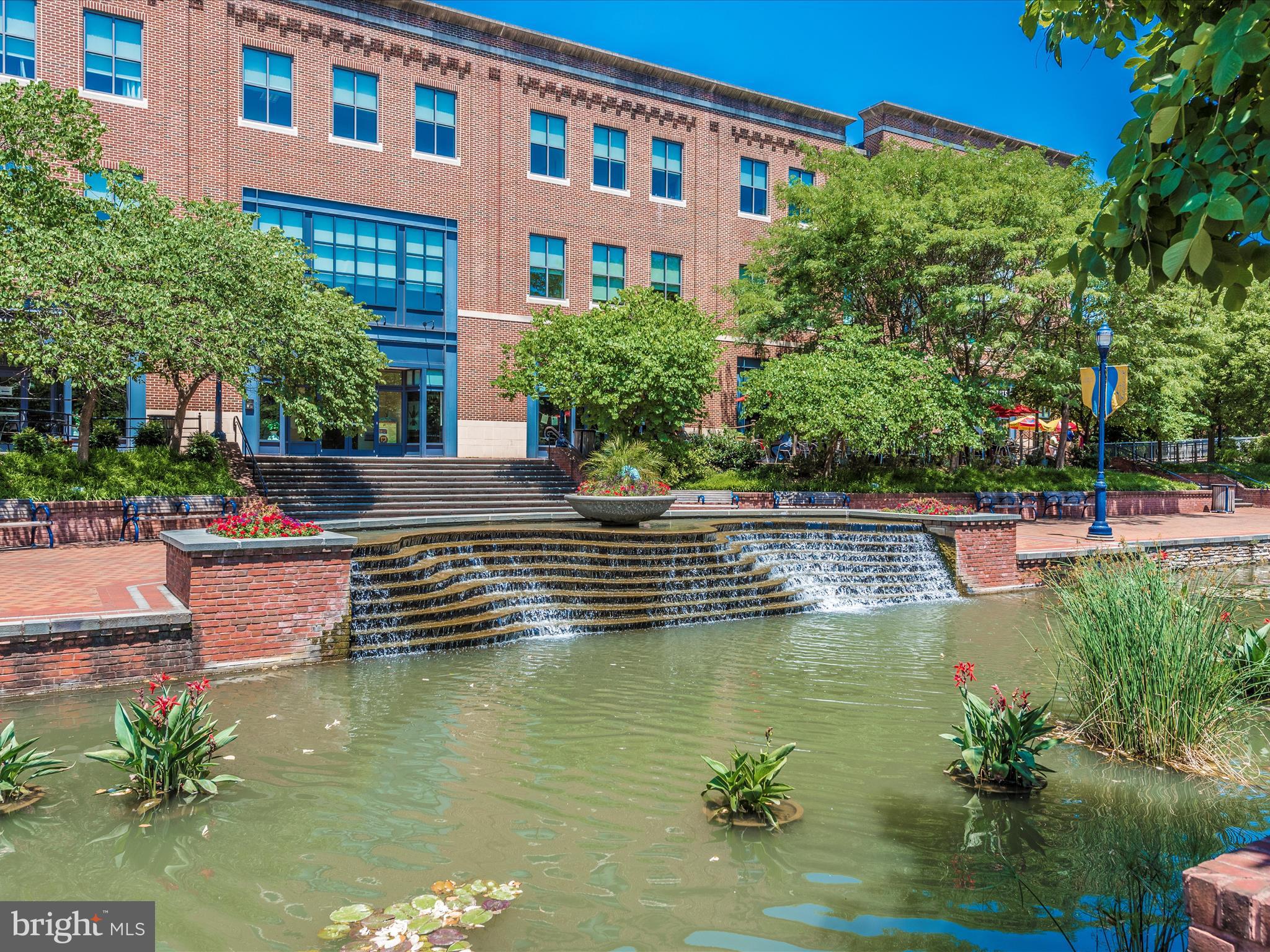 MAXWELL PLACE - Residential