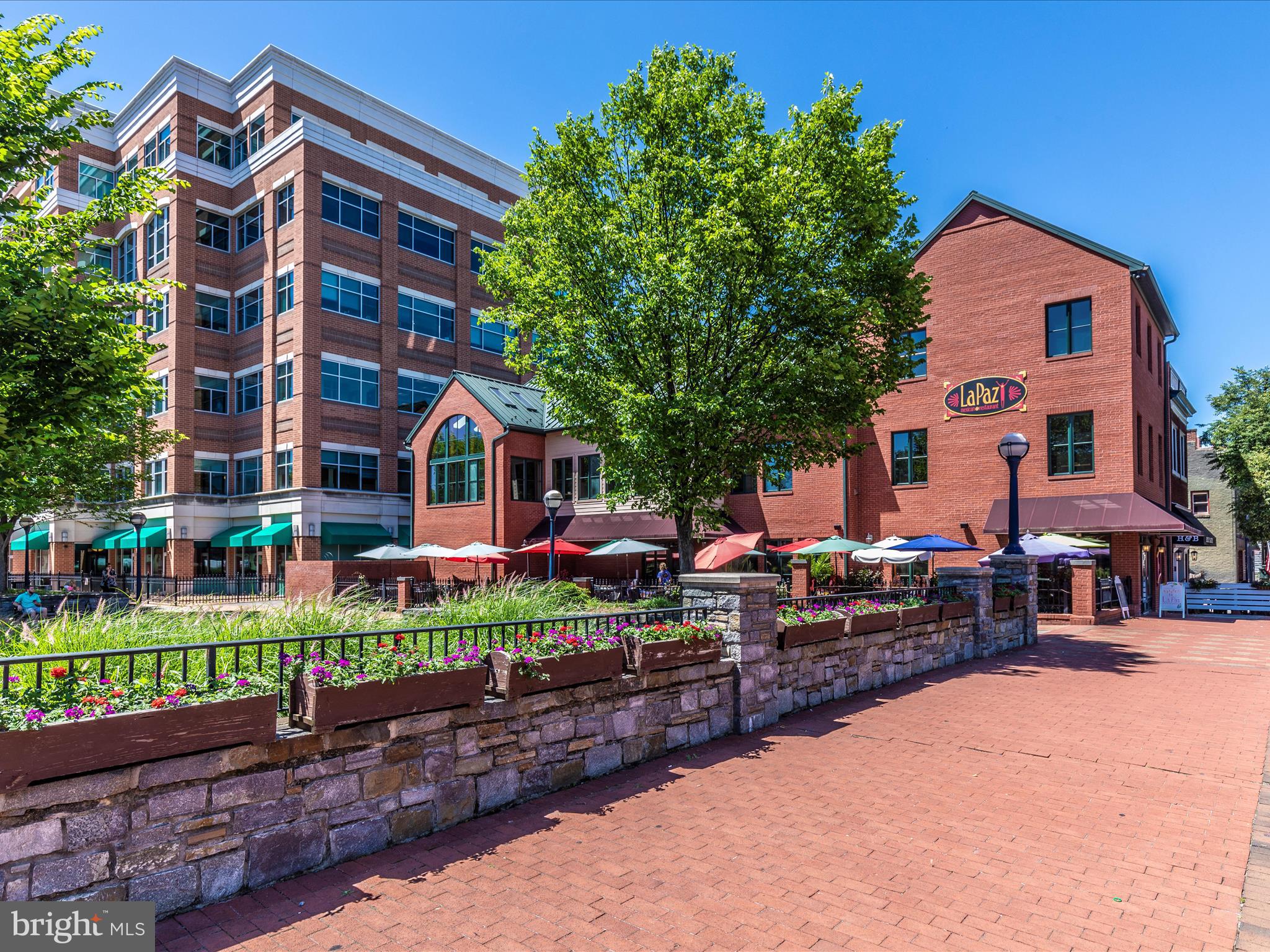 MAXWELL PLACE - Residential