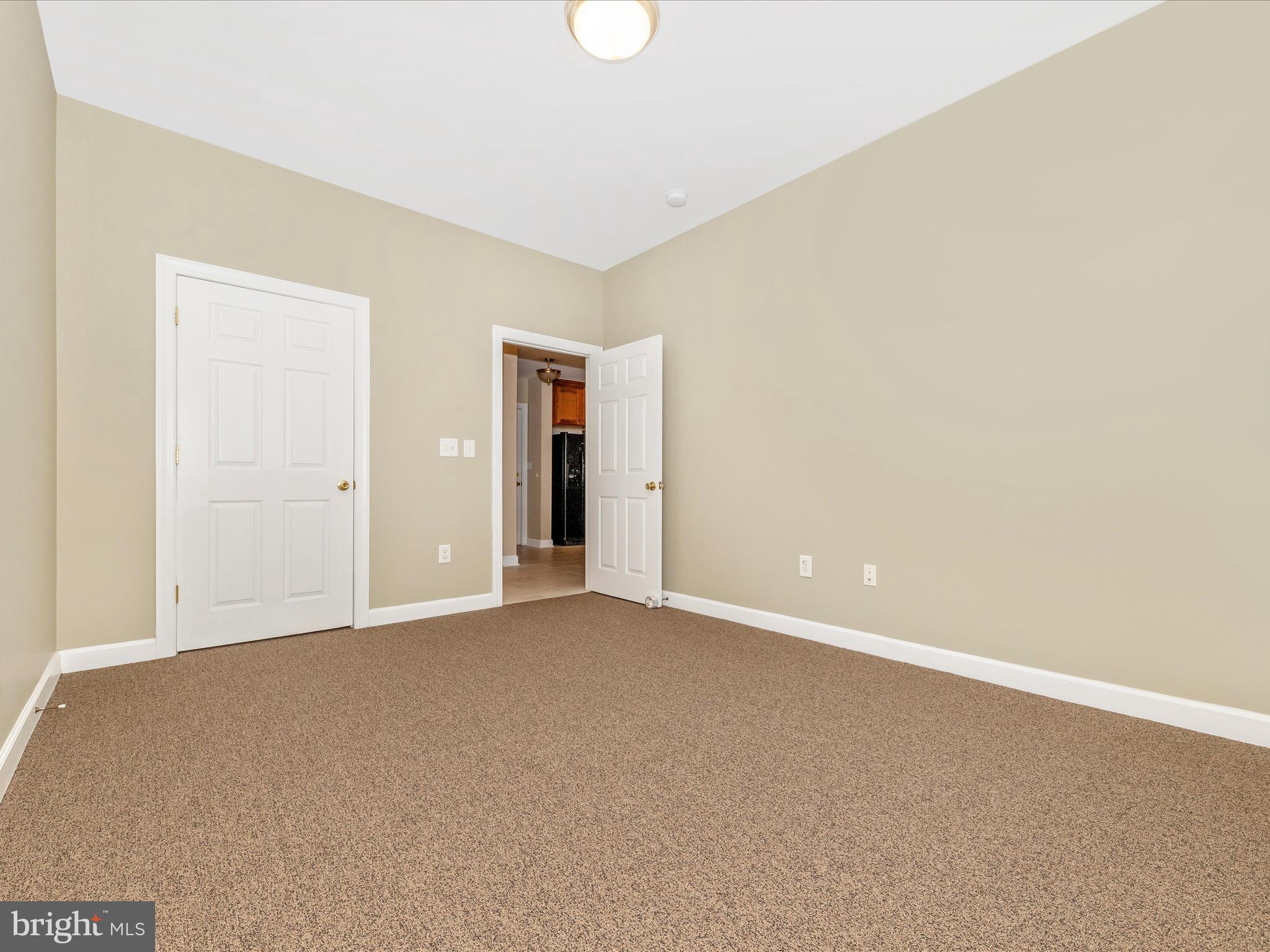 MAXWELL PLACE - Residential